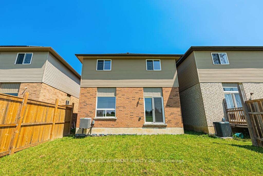 Photo 29 of 89 Medici Lane, Hamilton, Carpenter — HOMEH