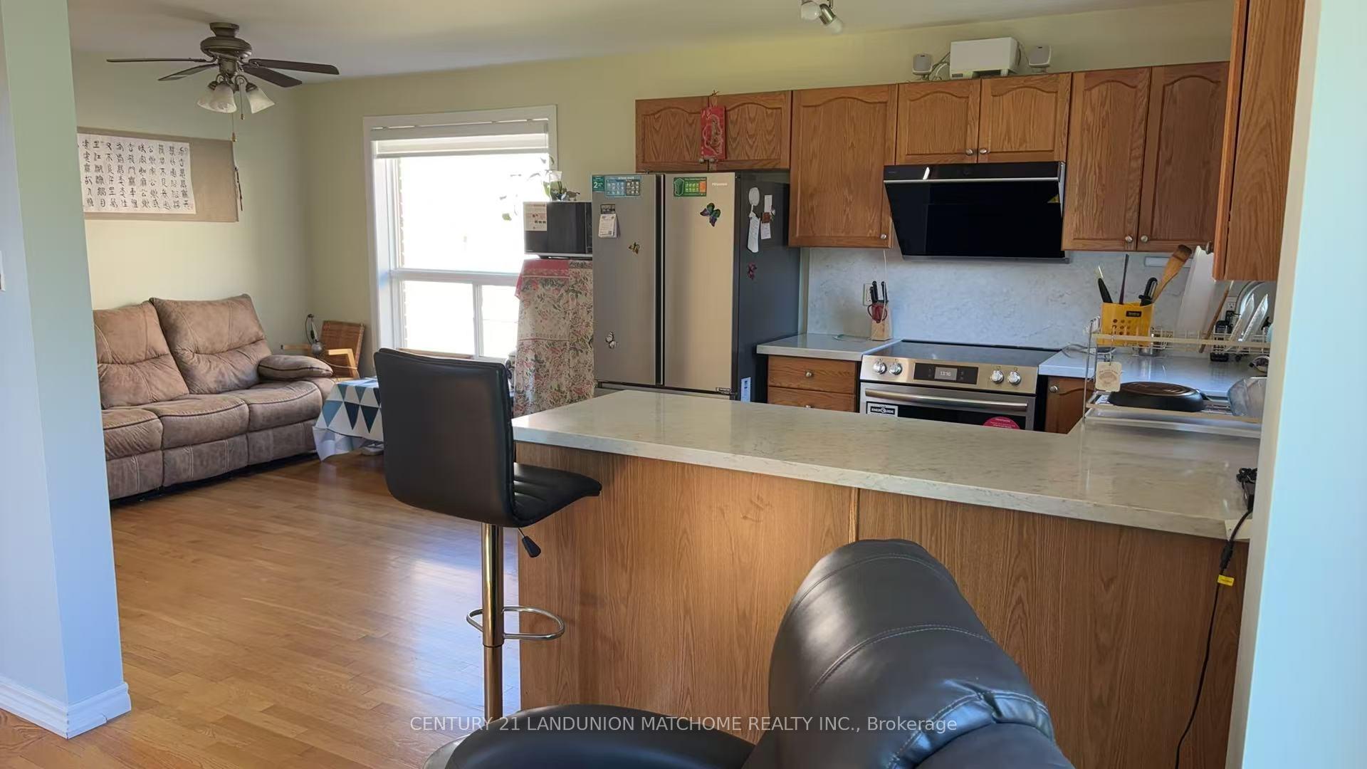 Photo 7 of 296 Pringle Drive, Barrie, Edgehill Drive — HOMEH