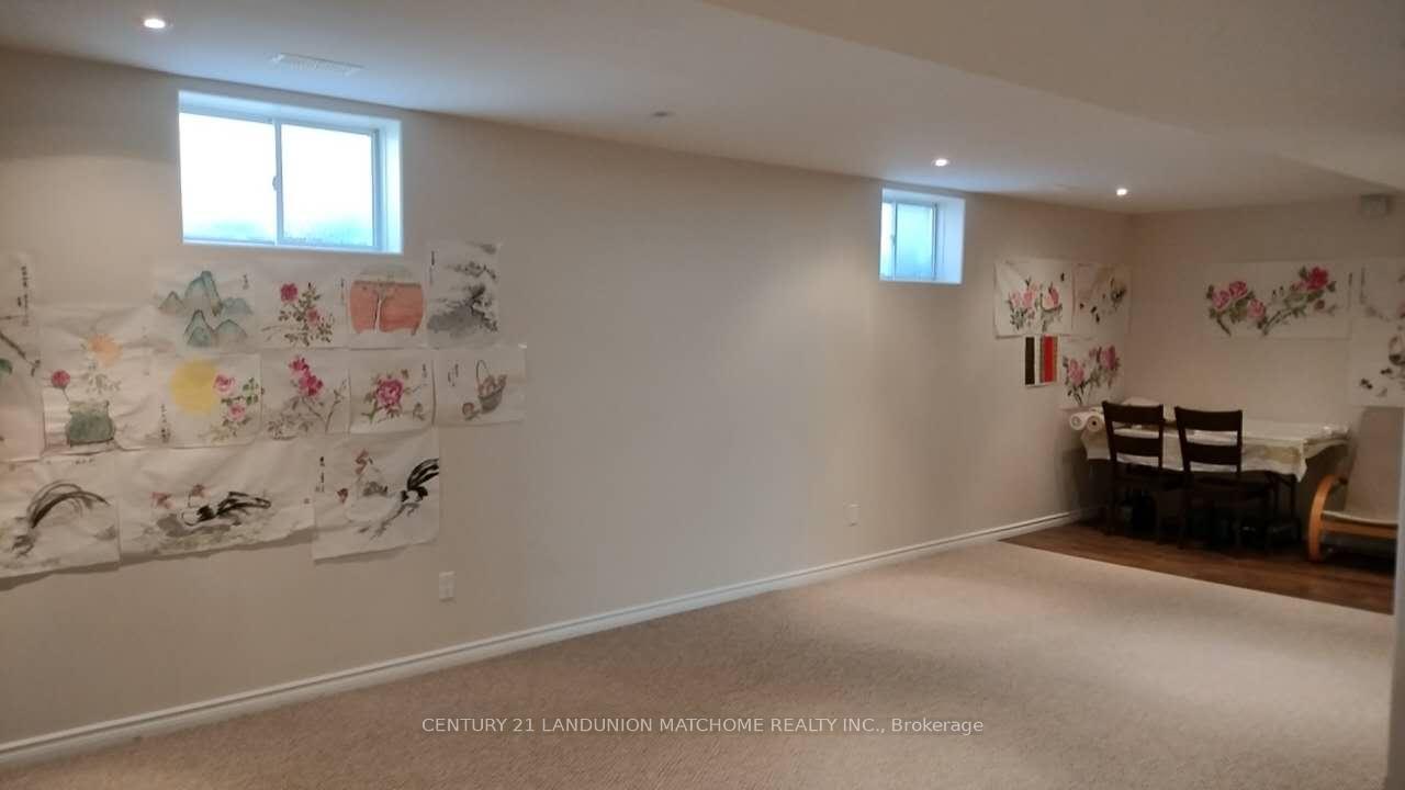 Photo 17 of 296 Pringle Drive, Barrie, Edgehill Drive — HOMEH
