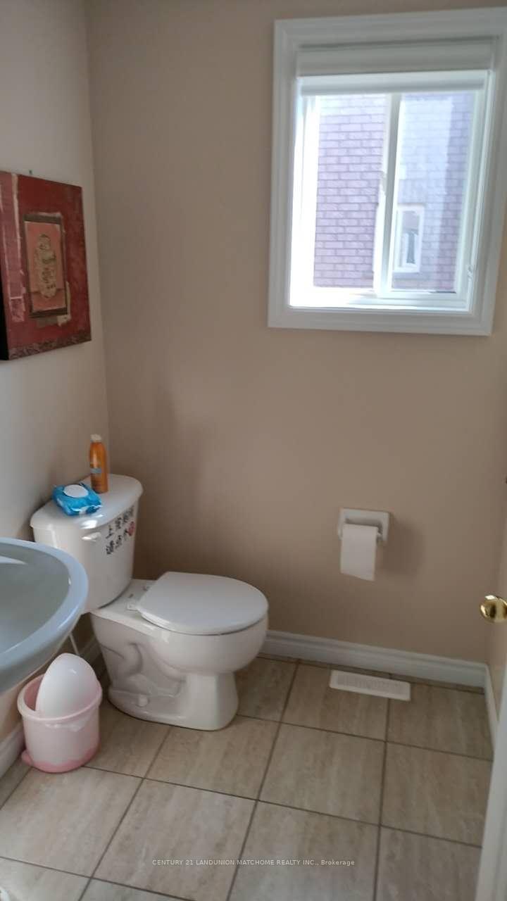 Photo 28 of 296 Pringle Drive, Barrie, Edgehill Drive — HOMEH