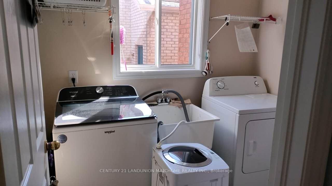 Photo 27 of 296 Pringle Drive, Barrie, Edgehill Drive — HOMEH