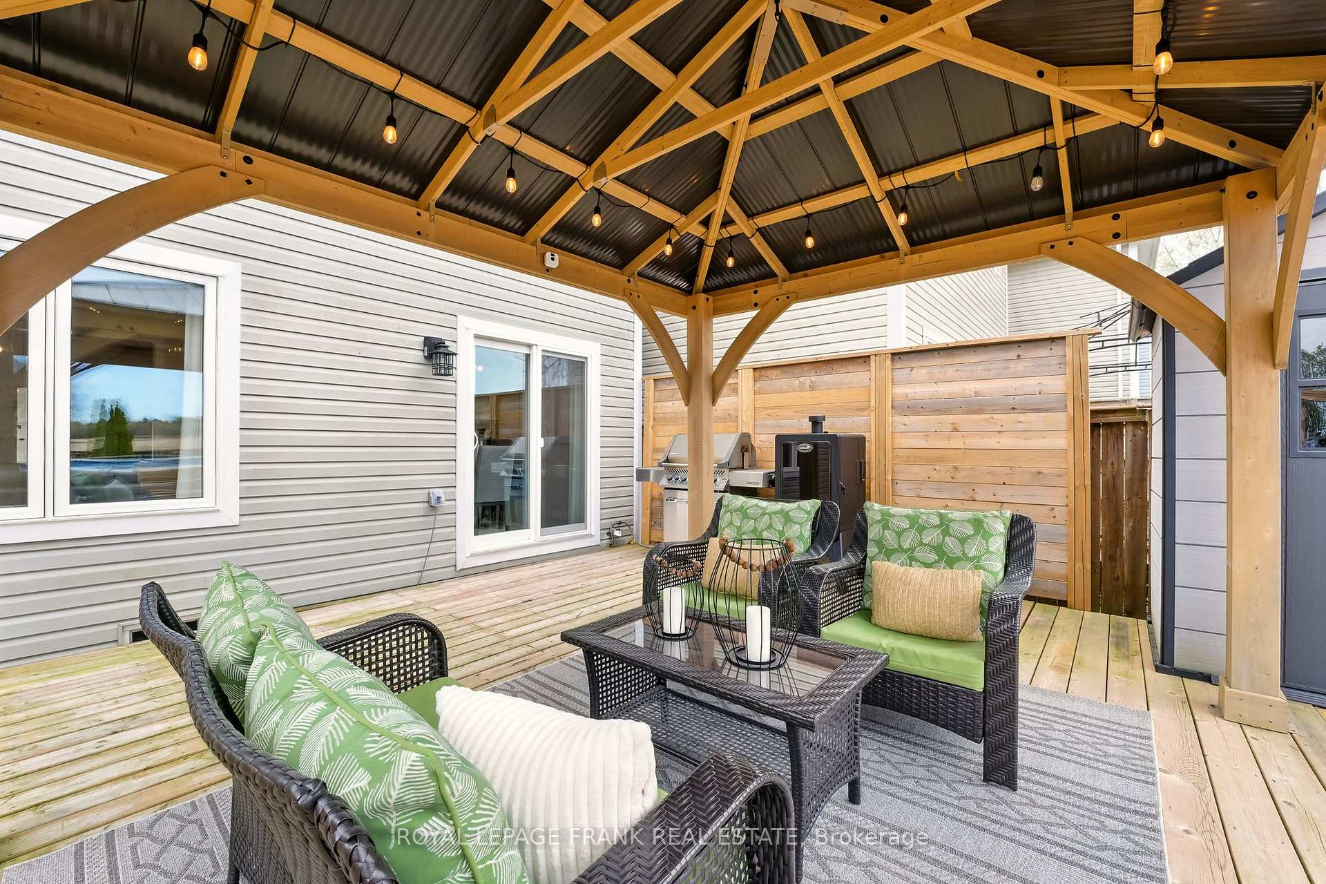 Photo 31 of 34 Hanna Drive, Clarington, Bowmanville — HOMEH