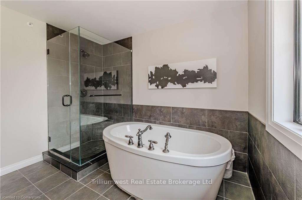 Photo 26 of 58 Glenholm Drive, Guelph, York/Watson Industrial Park — HOMEH