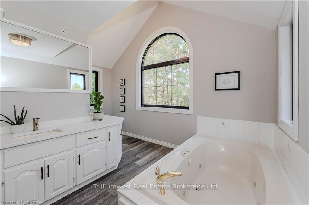 Photo 30 of 58 Glenholm Drive, Guelph, York/Watson Industrial Park — HOMEH