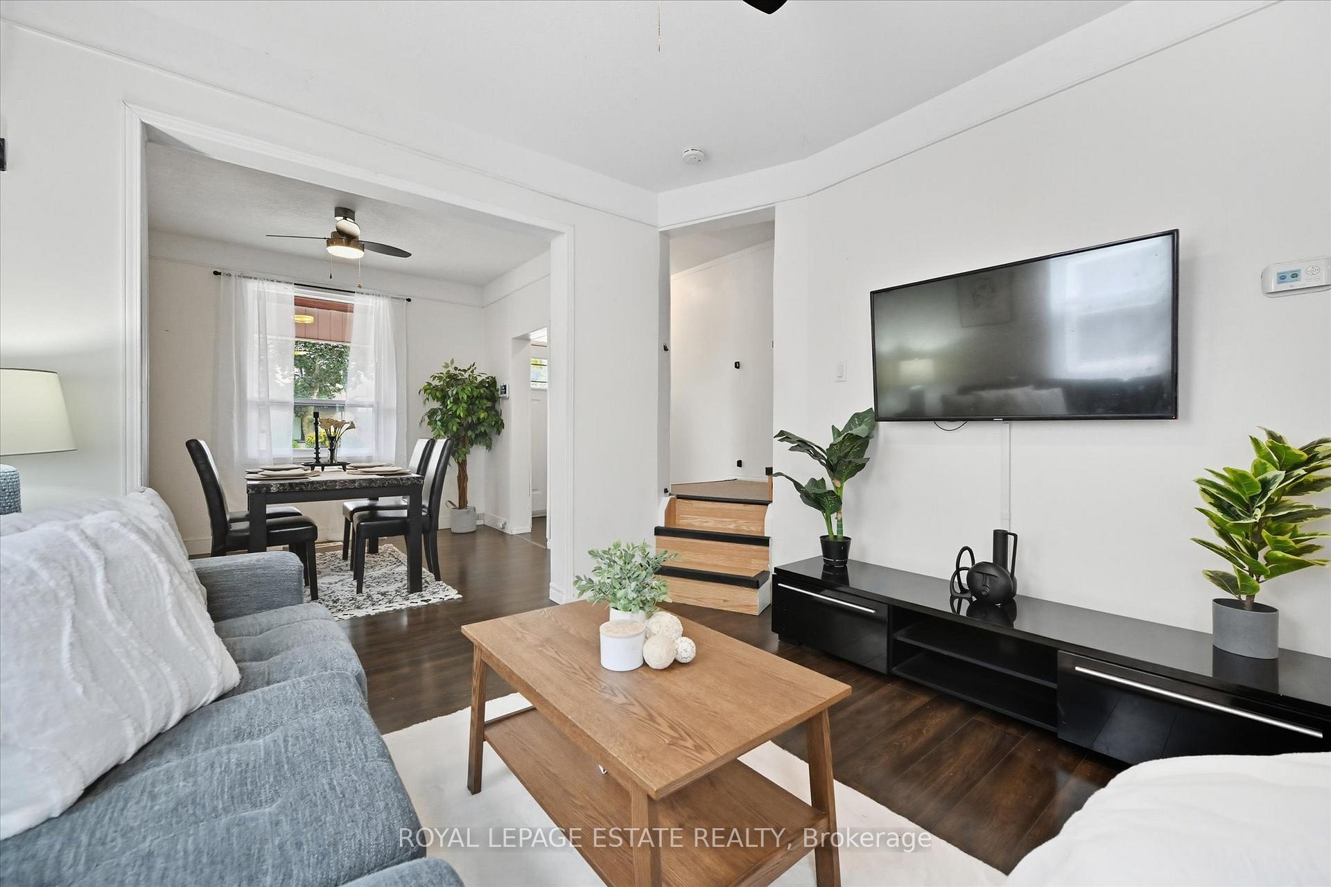 Photo 7 of 145 Avondale Street, Hamilton, Crown Point — HOMEH