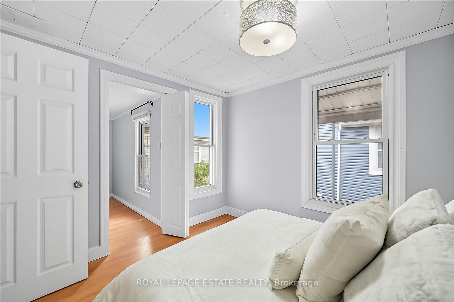 Photo 17 of 145 Avondale Street, Hamilton, Crown Point — HOMEH