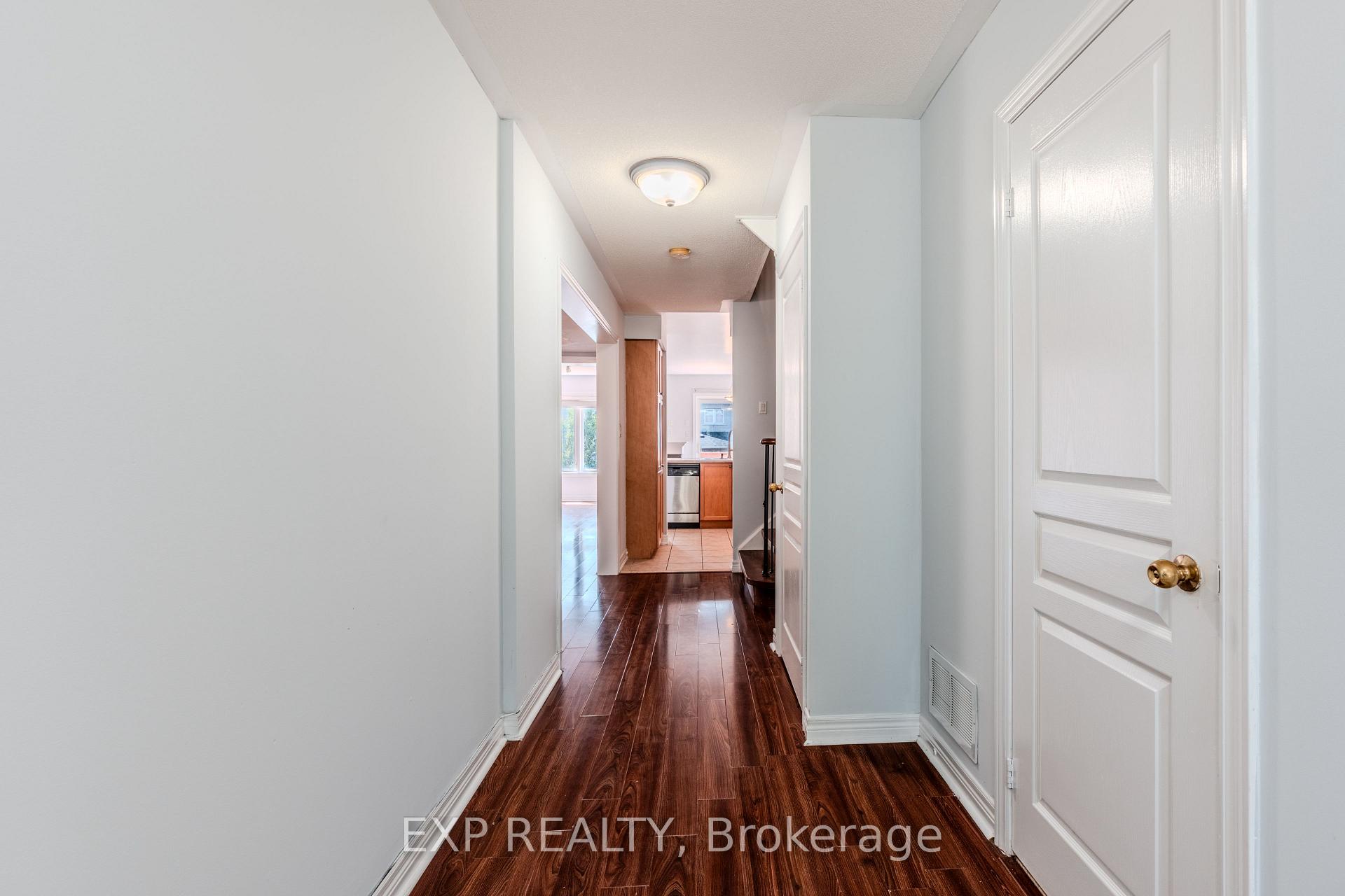 Photo 3 of 60 Whitefoot Crescent, Ajax, South East — HOMEH