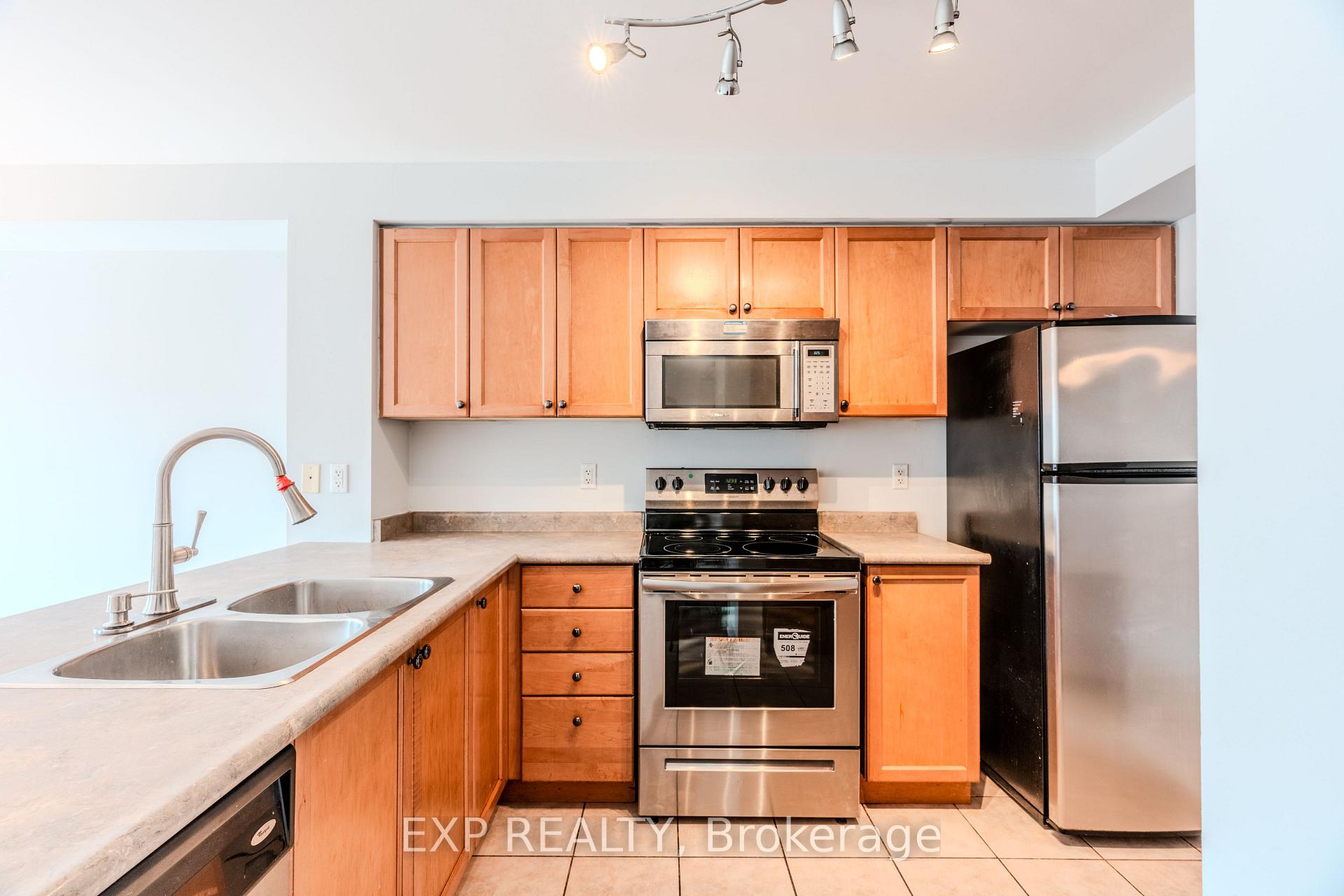 Photo 13 of 60 Whitefoot Crescent, Ajax, South East — HOMEH