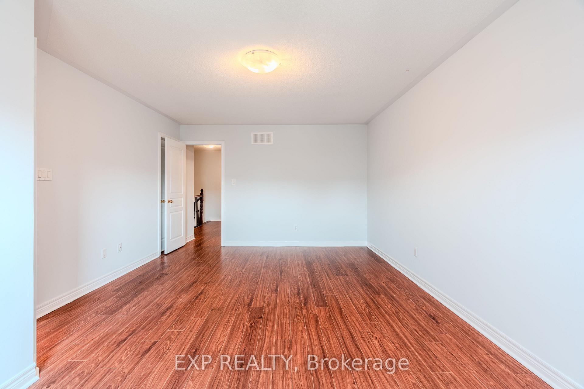Photo 25 of 60 Whitefoot Crescent, Ajax, South East — HOMEH