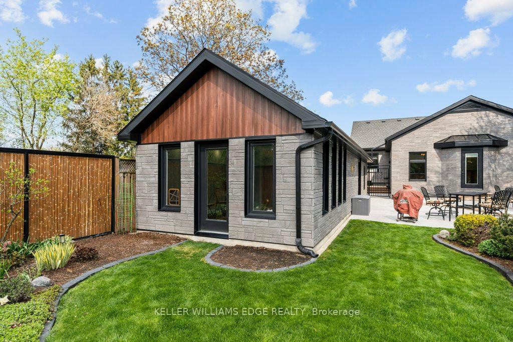 Photo 28 of 61 Lake Avenue N, Hamilton, Riverdale — HOMEH