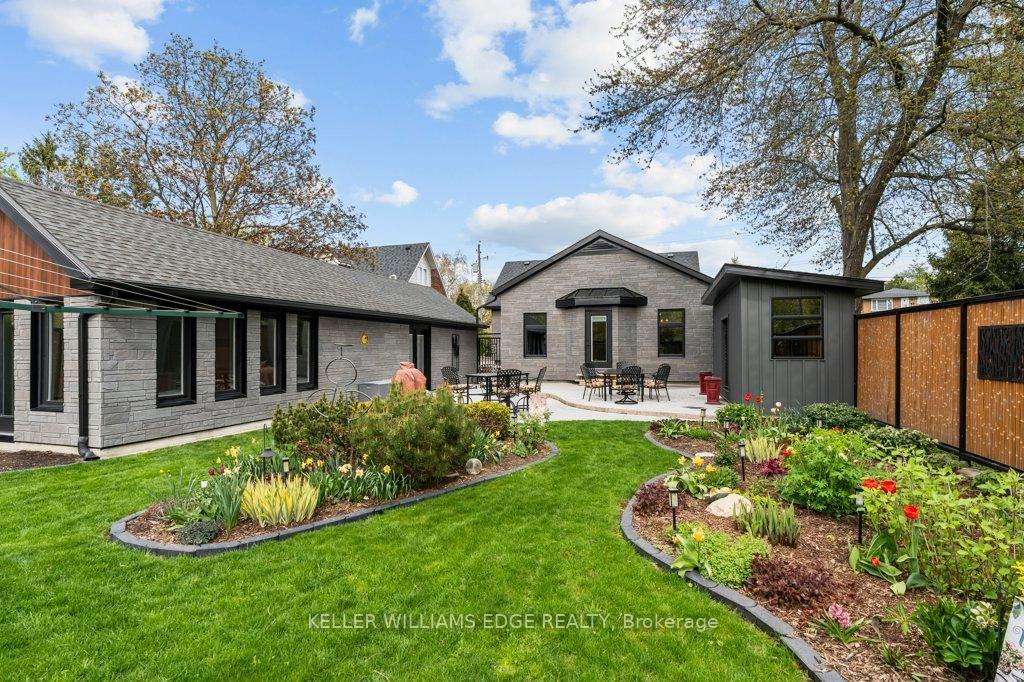 Photo 42 of 61 Lake Avenue N, Hamilton, Riverdale — HOMEH