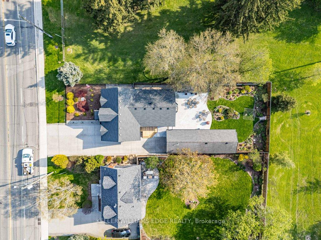 Photo 44 of 61 Lake Avenue N, Hamilton, Riverdale — HOMEH