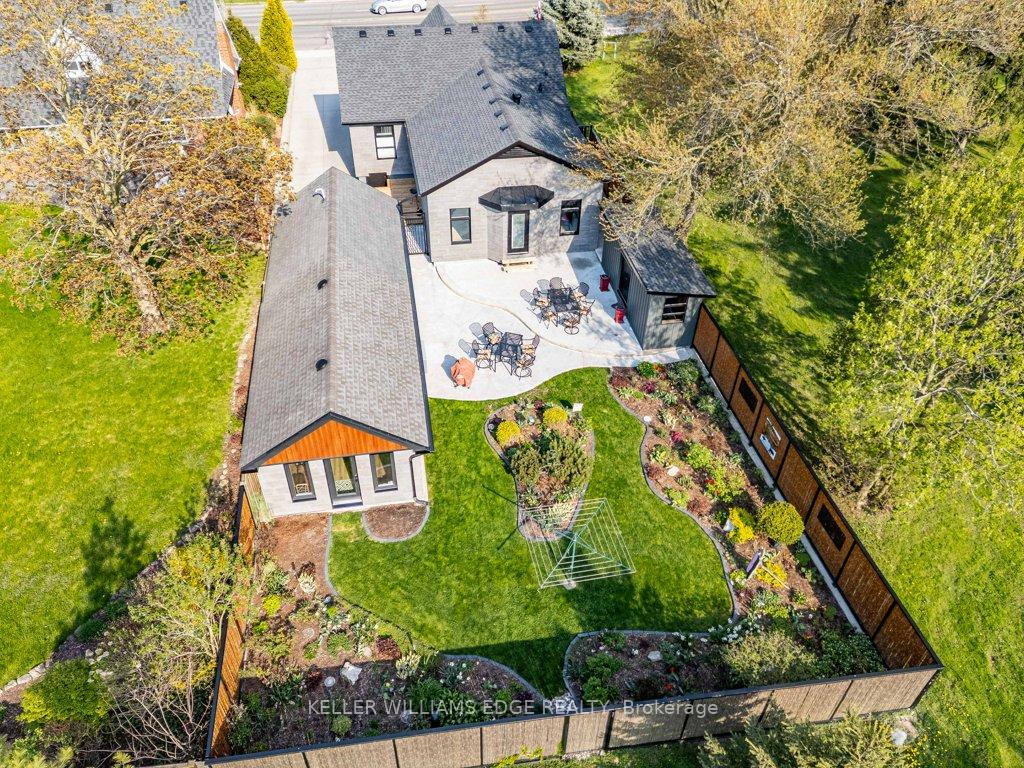 Photo 48 of 61 Lake Avenue N, Hamilton, Riverdale — HOMEH