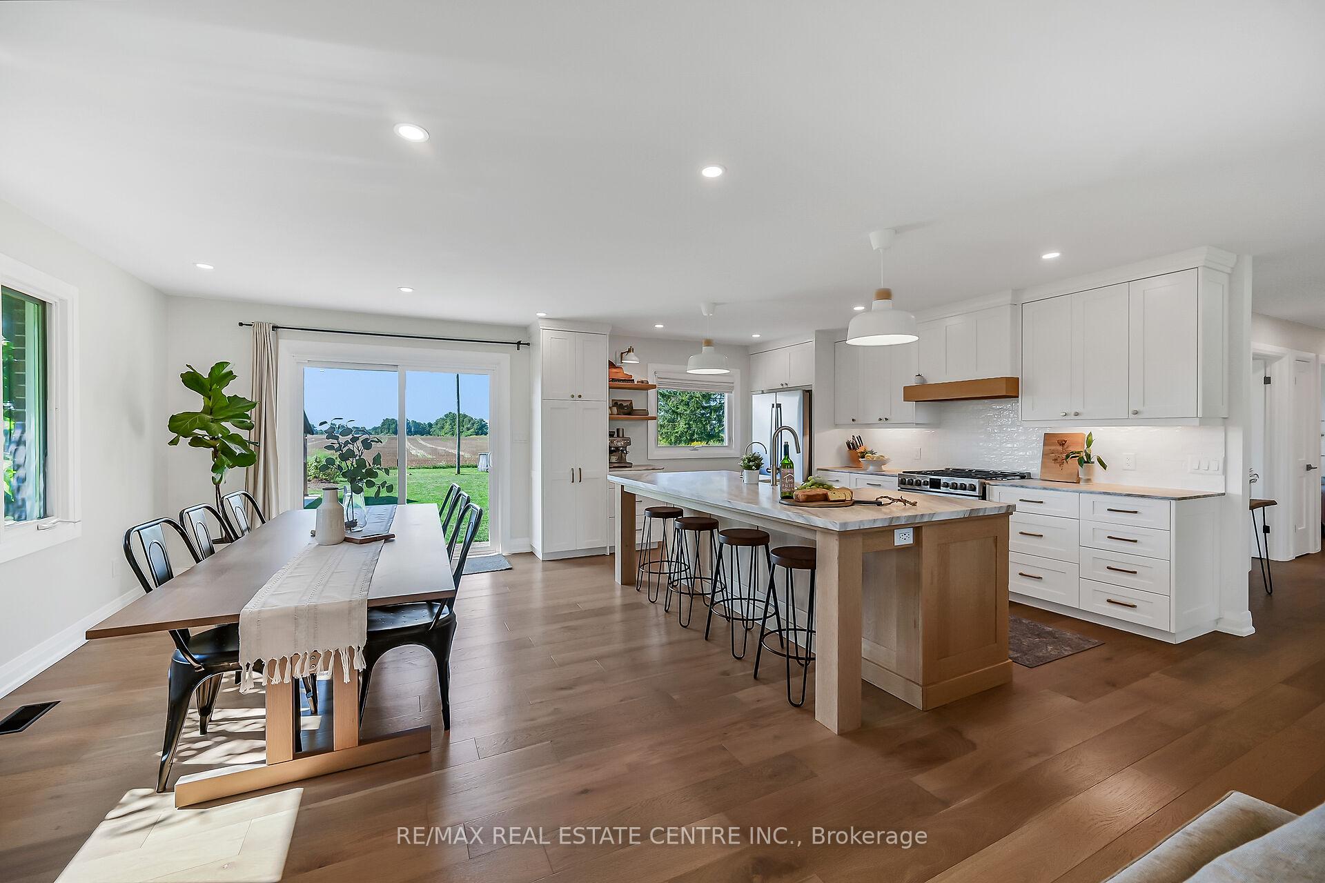 Photo 6 of 2121 Golf Club Road, Hamilton, Rural Glanbrook — HOMEH