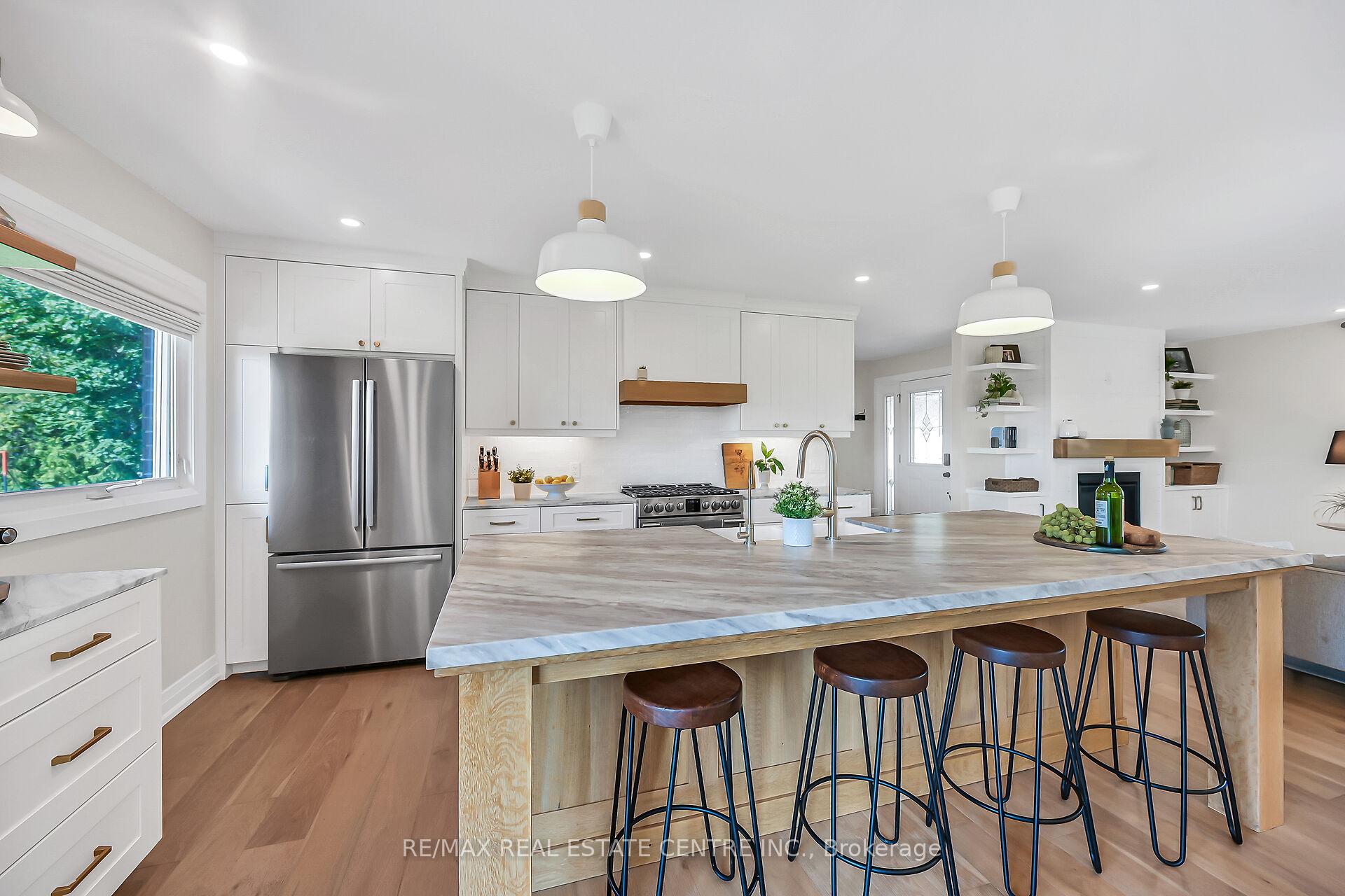 Photo 8 of 2121 Golf Club Road, Hamilton, Rural Glanbrook — HOMEH