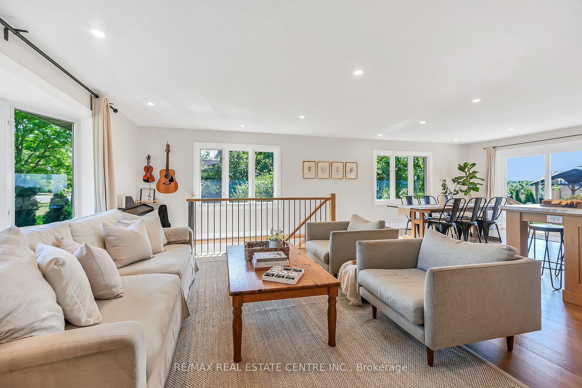 Photo 15 of 2121 Golf Club Road, Hamilton, Rural Glanbrook — HOMEH
