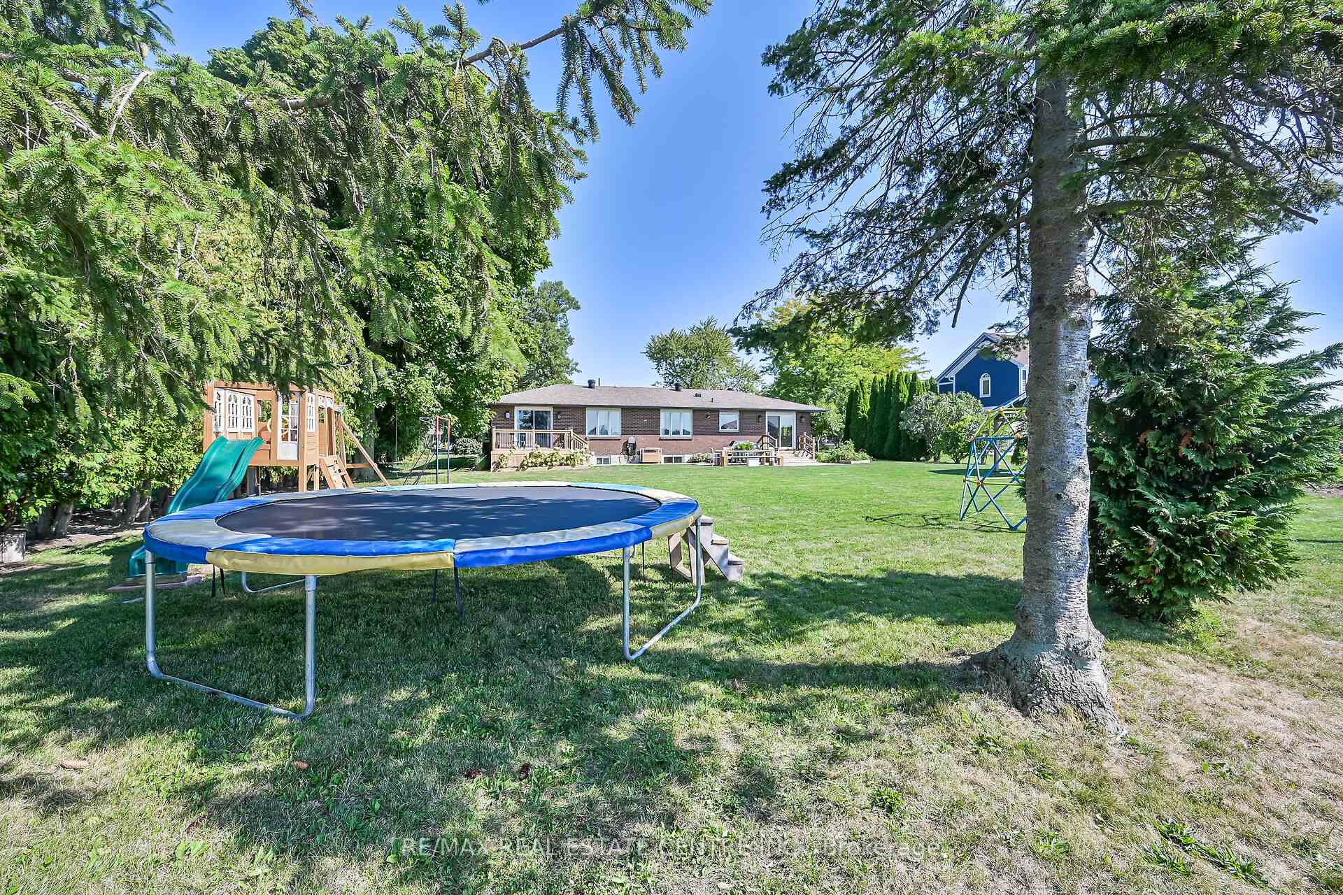 Photo 42 of 2121 Golf Club Road, Hamilton, Rural Glanbrook — HOMEH