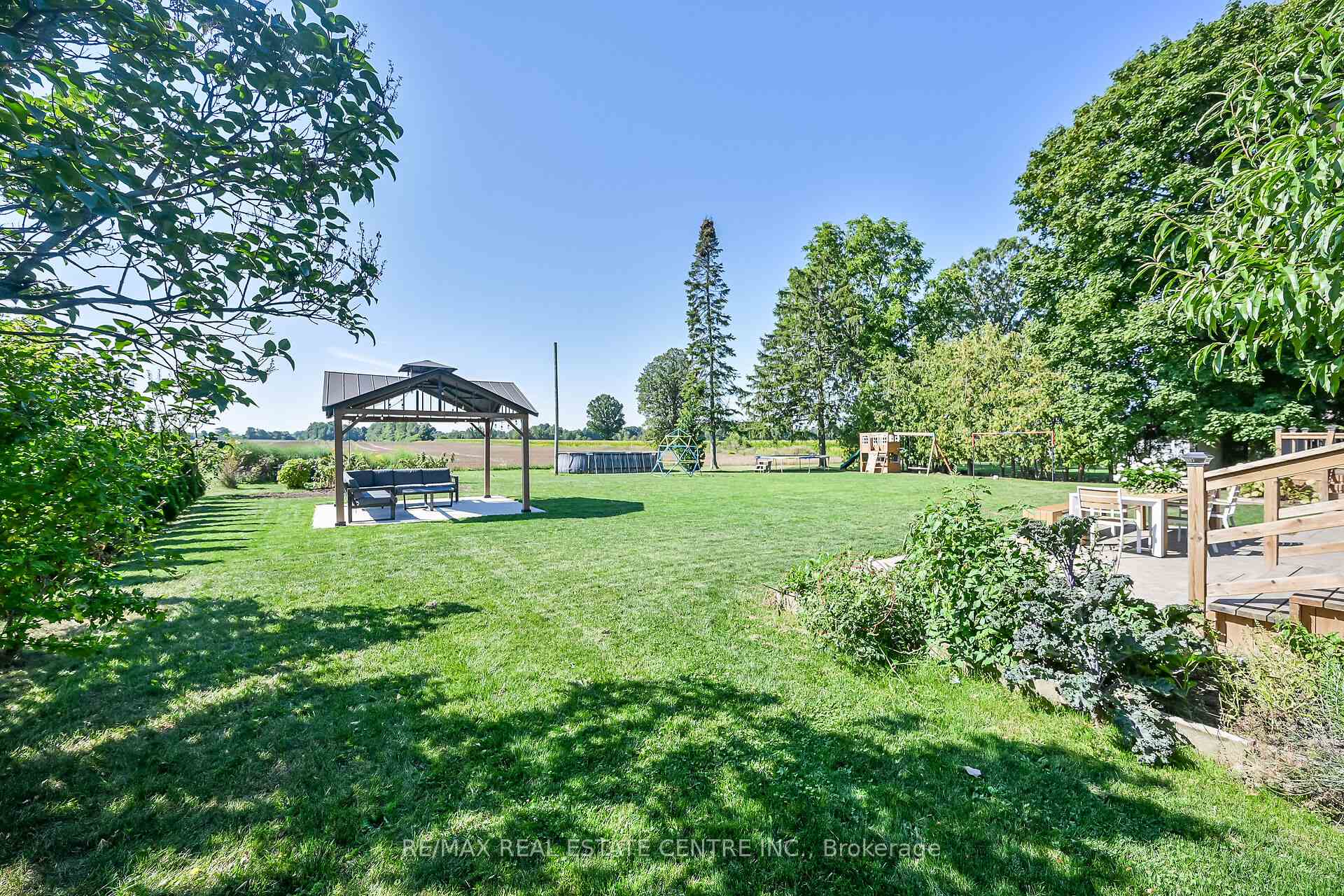 Photo 46 of 2121 Golf Club Road, Hamilton, Rural Glanbrook — HOMEH