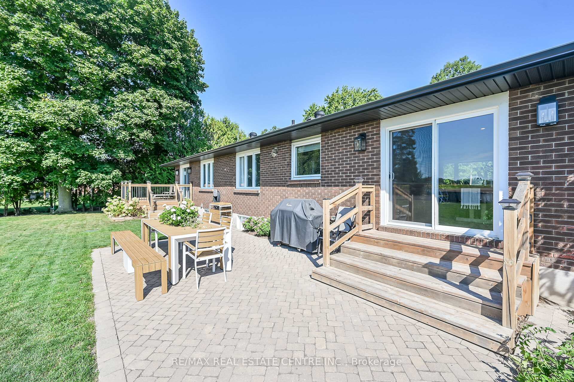 Photo 47 of 2121 Golf Club Road, Hamilton, Rural Glanbrook — HOMEH