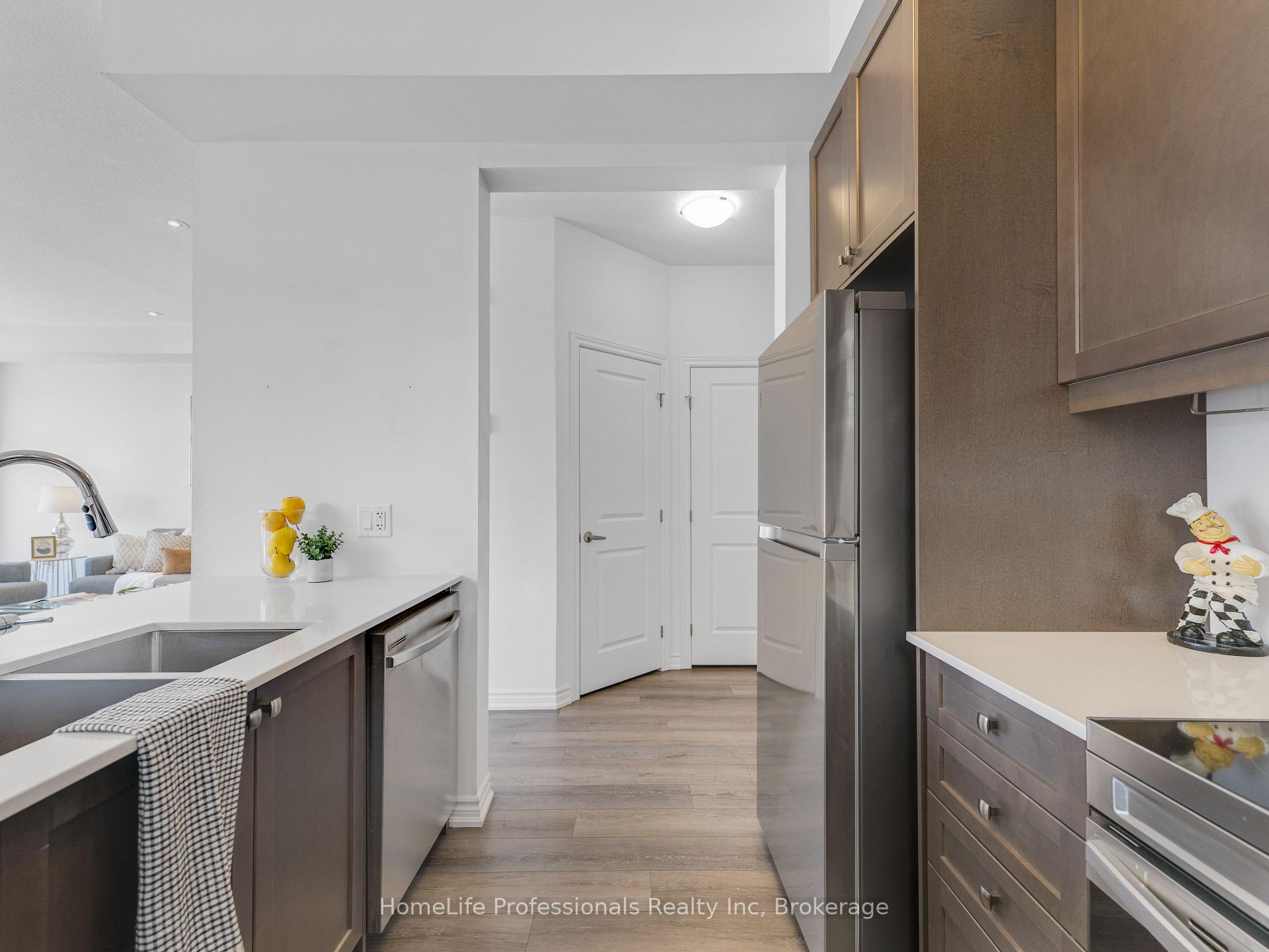 Photo 8 of Unit 123, 61 Soho Street, Hamilton, Stoney Creek Mountain — HOMEH