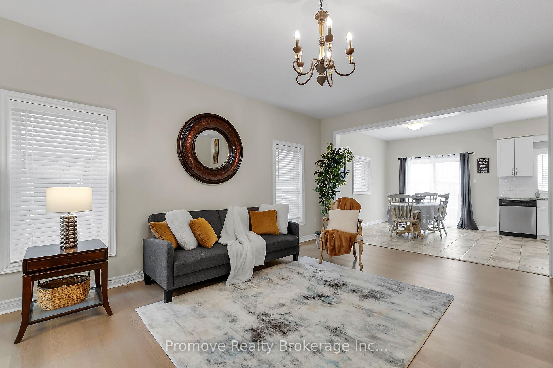 Photo 3 of 25 Mussen Street, Guelph, Victoria North — HOMEH