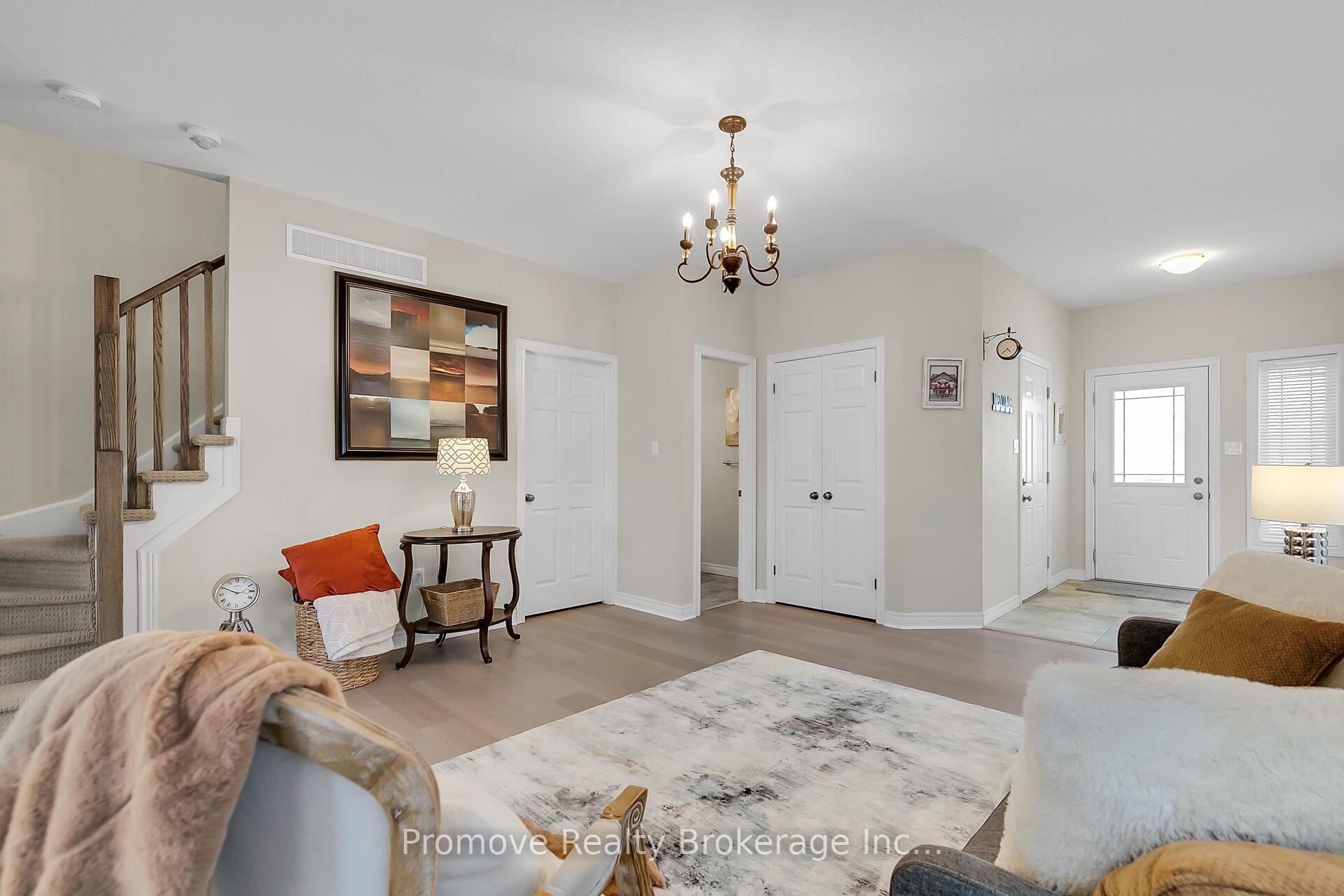Photo 5 of 25 Mussen Street, Guelph, Victoria North — HOMEH