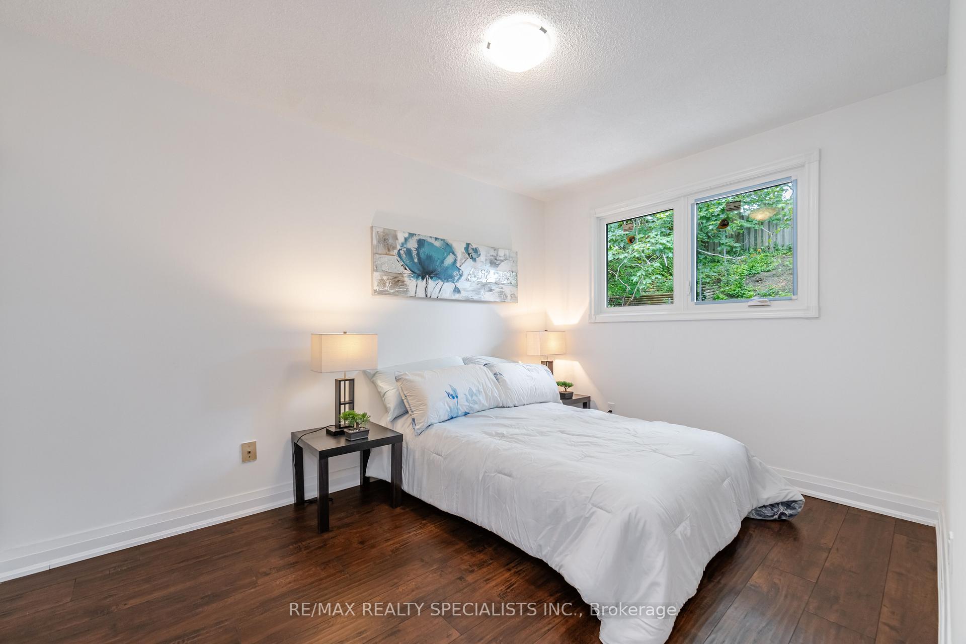 Photo 19 of 15 Woodridge Drive, Guelph, Willow West/Sugarbush/West Acres — HOMEH