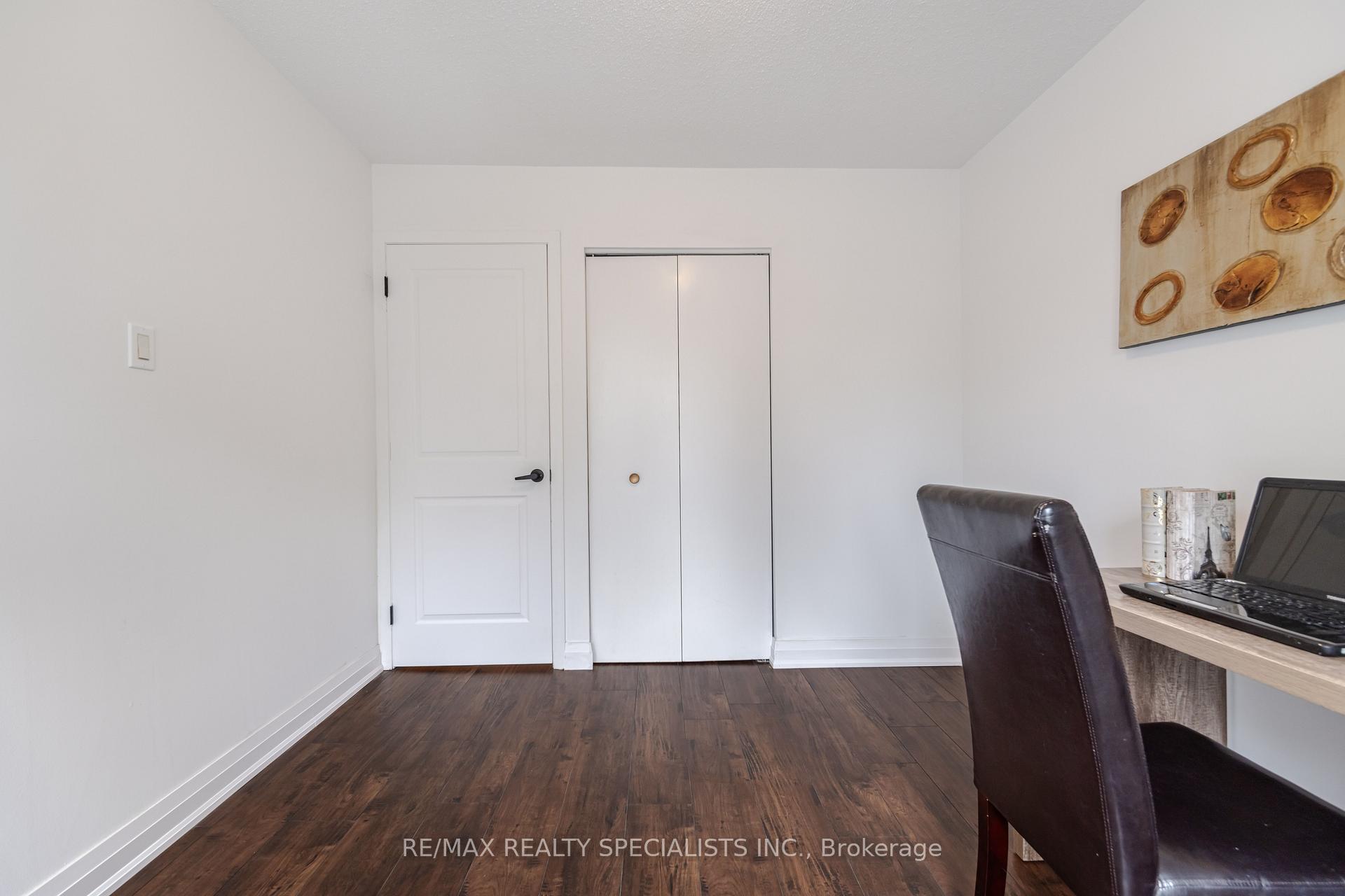 Photo 27 of 15 Woodridge Drive, Guelph, Willow West/Sugarbush/West Acres — HOMEH
