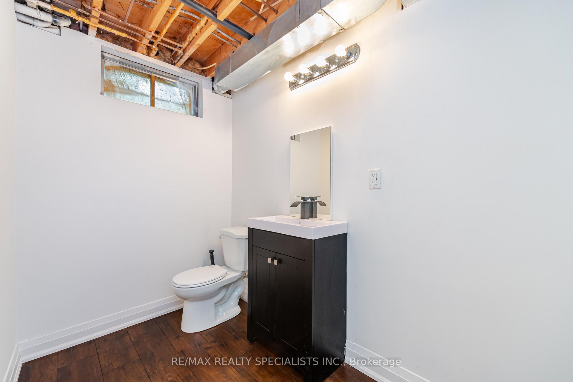 Photo 33 of 15 Woodridge Drive, Guelph, Willow West/Sugarbush/West Acres — HOMEH
