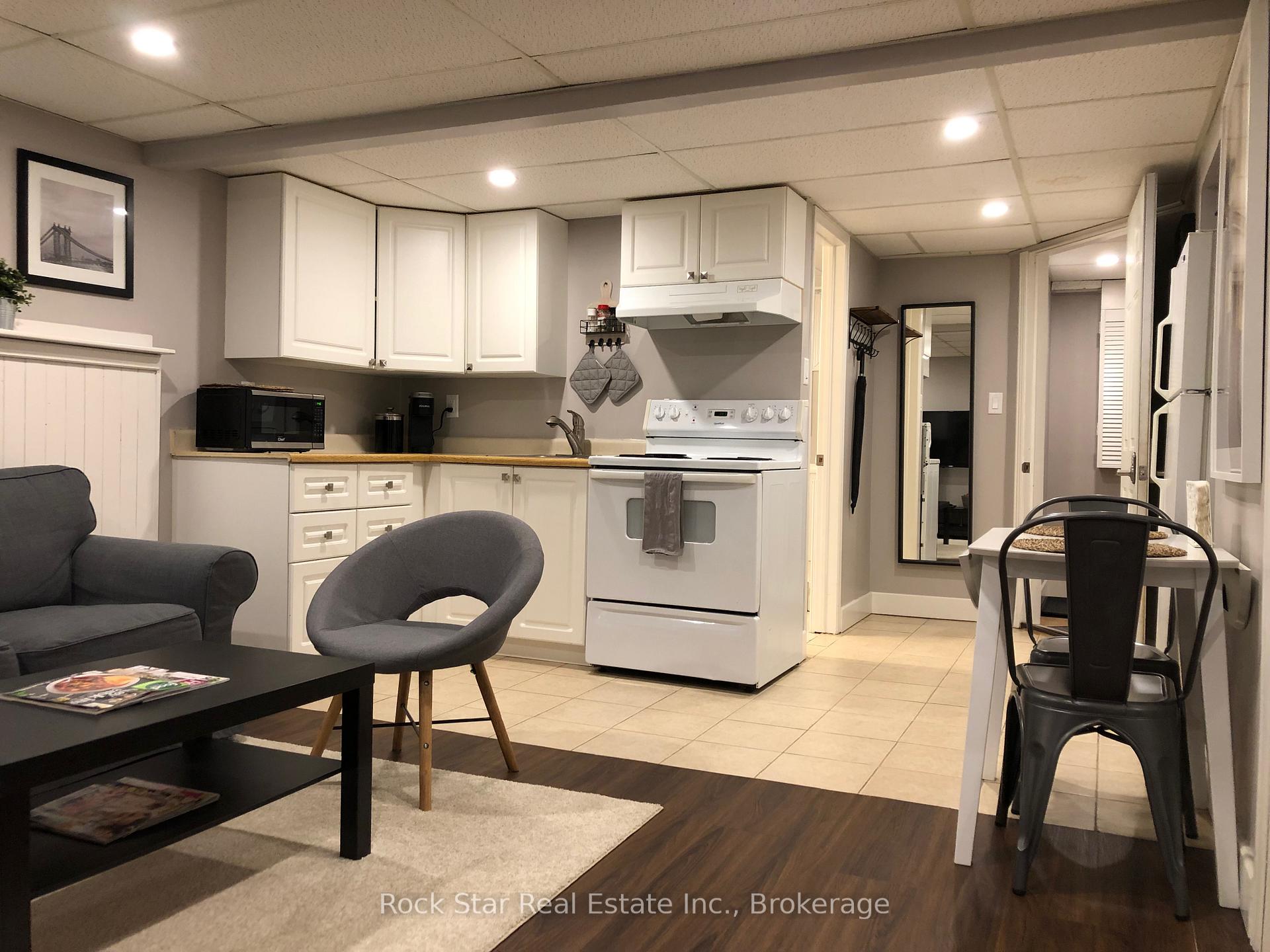 Photo 16 of 50 Thorncliffe Drive, Belleville, Belleville Ward — HOMEH