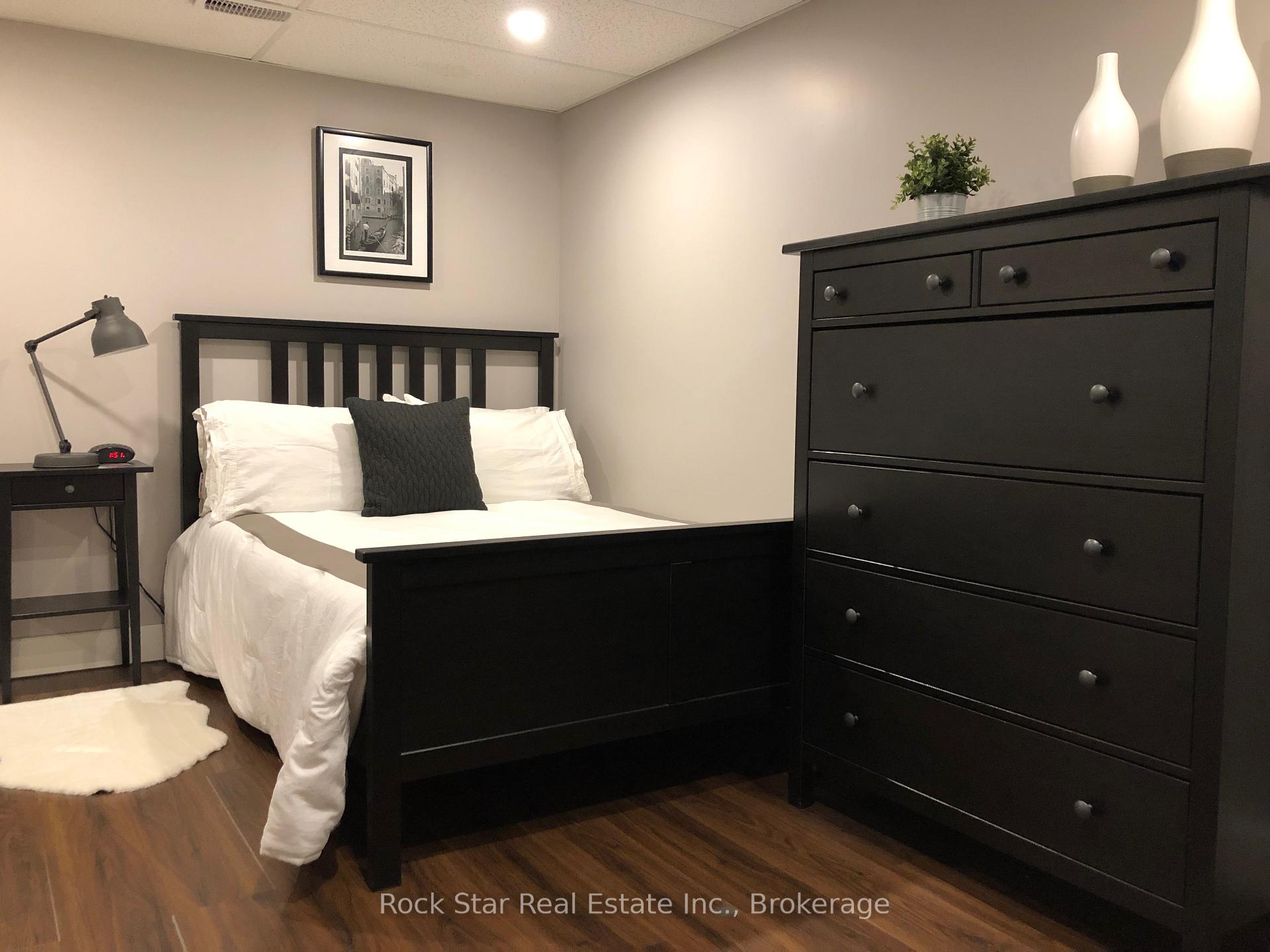 Photo 15 of 50 Thorncliffe Drive, Belleville, Belleville Ward — HOMEH