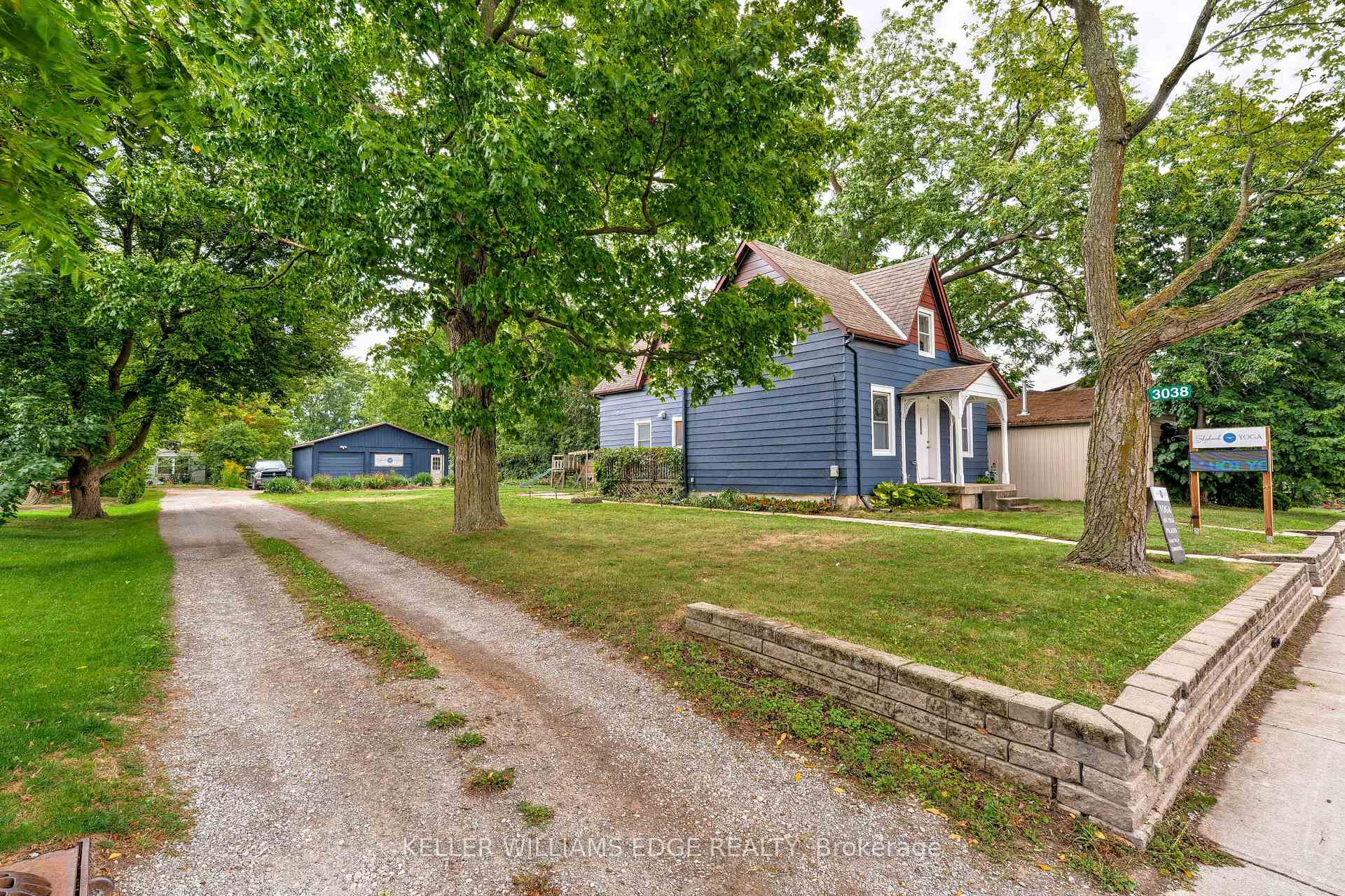 Photo 2 of 3038 Binbrook Road, Hamilton, Binbrook — HOMEH