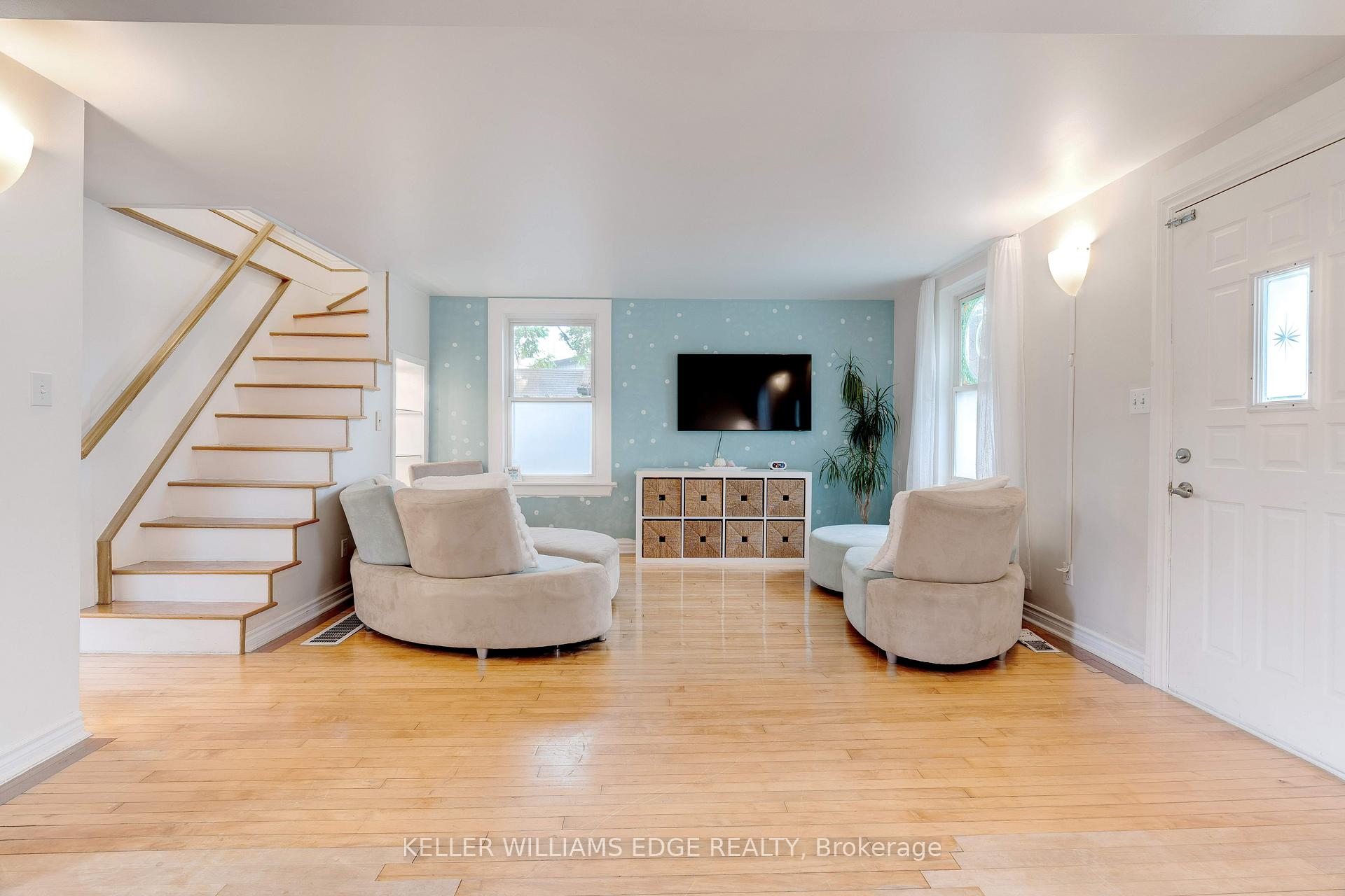 Photo 5 of 3038 Binbrook Road, Hamilton, Binbrook — HOMEH