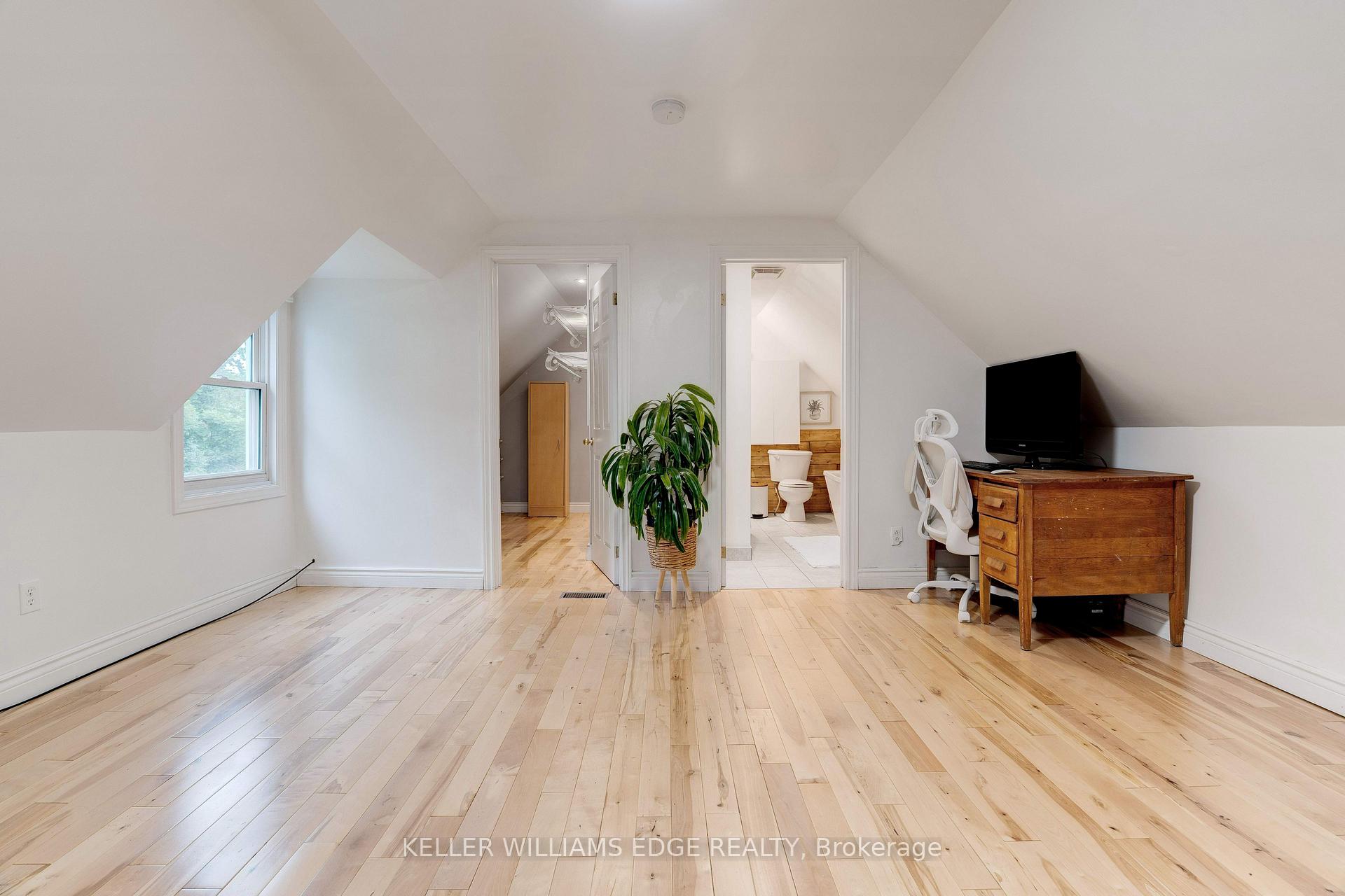 Photo 27 of 3038 Binbrook Road, Hamilton, Binbrook — HOMEH
