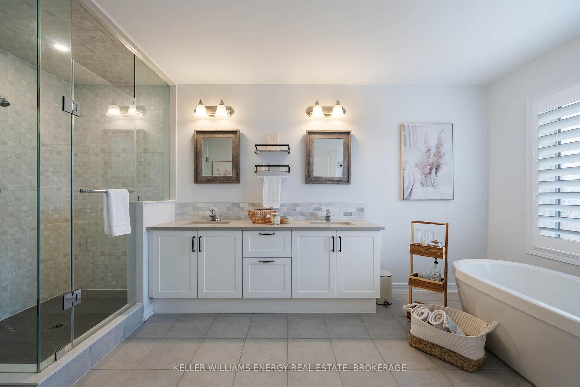 Photo 20 of 176 Mcphail Avenue, Clarington, Bowmanville — HOMEH