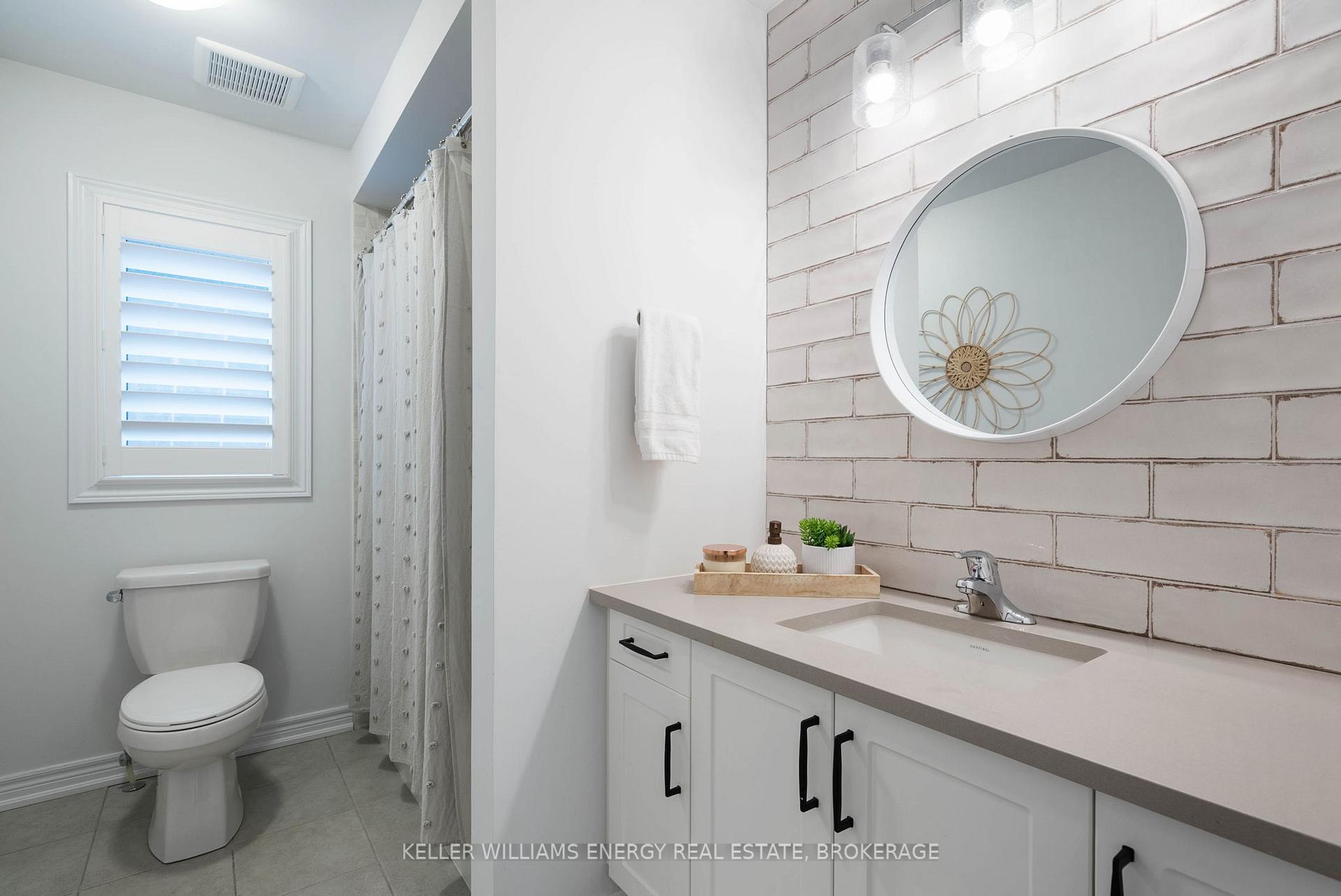 Photo 24 of 176 Mcphail Avenue, Clarington, Bowmanville — HOMEH
