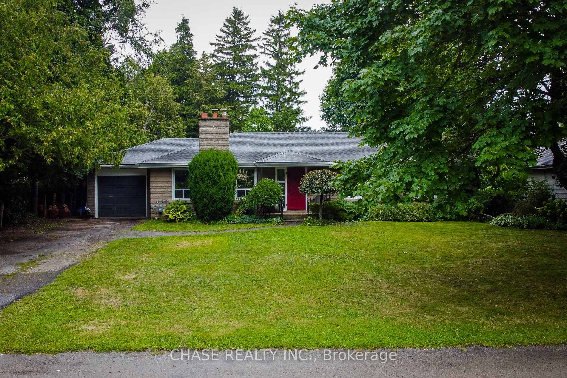 Photo 2 of 371 Robina Road, Hamilton, Ancaster — HOMEH