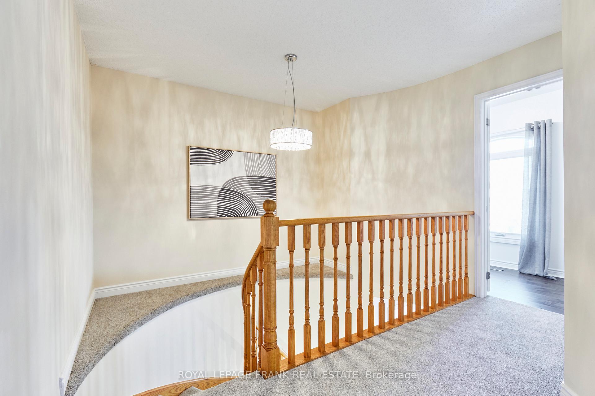 Photo 16 of 13 Newport Avenue, Clarington, Courtice — HOMEH