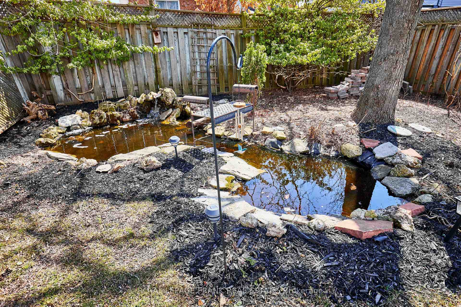 Photo 39 of 13 Newport Avenue, Clarington, Courtice — HOMEH