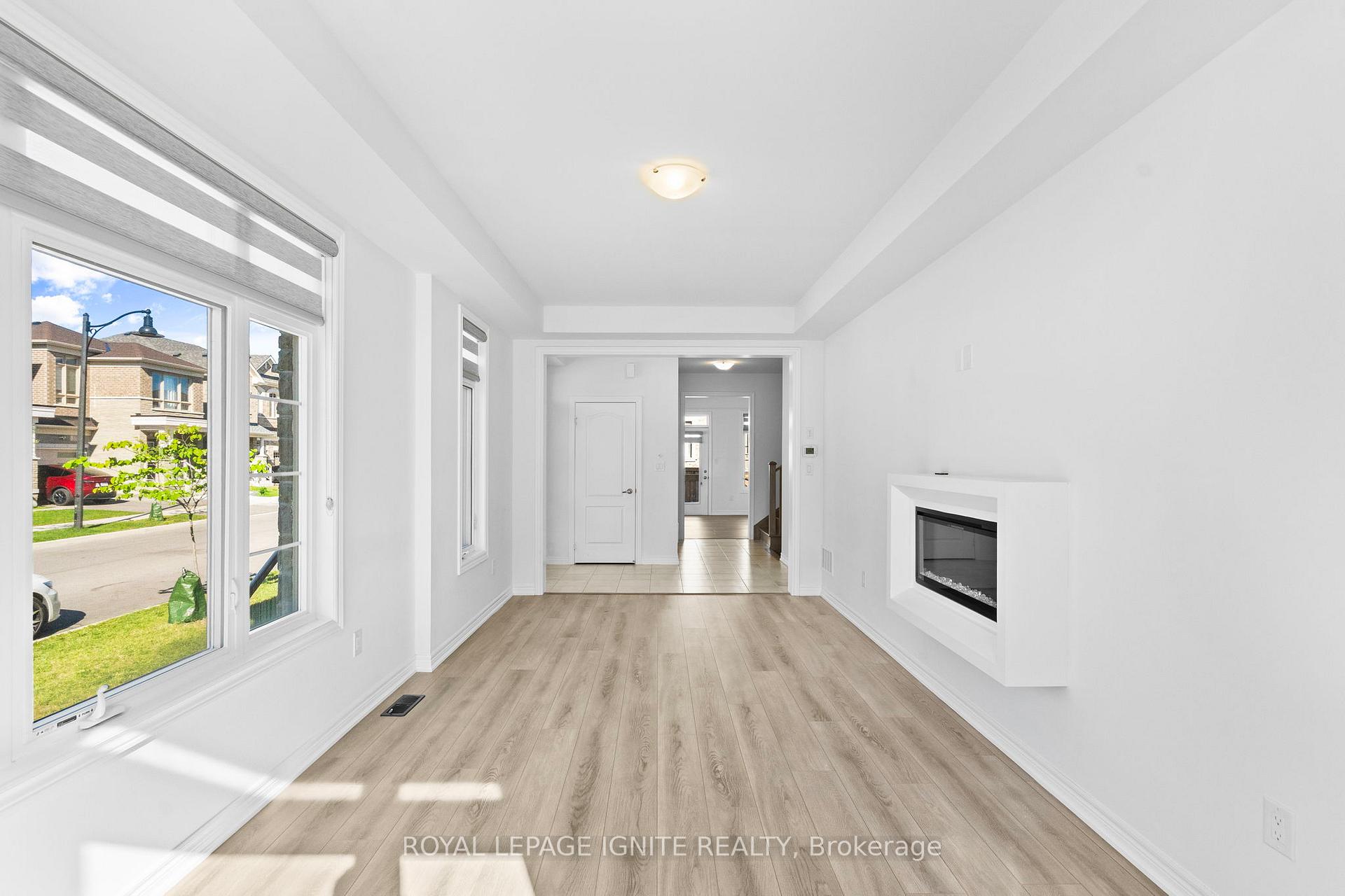 Photo 9 of 3 Mountain Heights Place, Hamilton, Waterdown — HOMEH