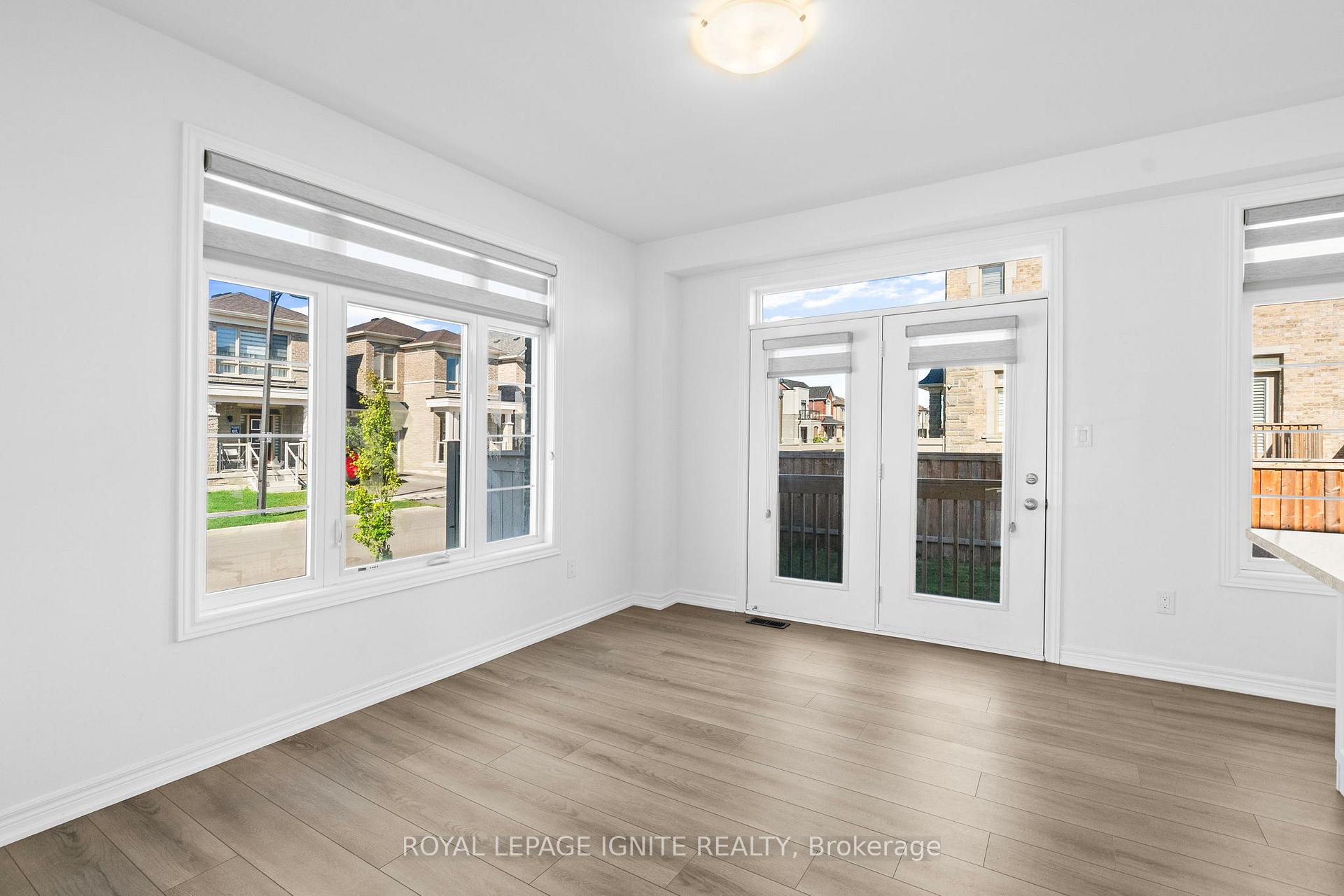 Photo 10 of 3 Mountain Heights Place, Hamilton, Waterdown — HOMEH