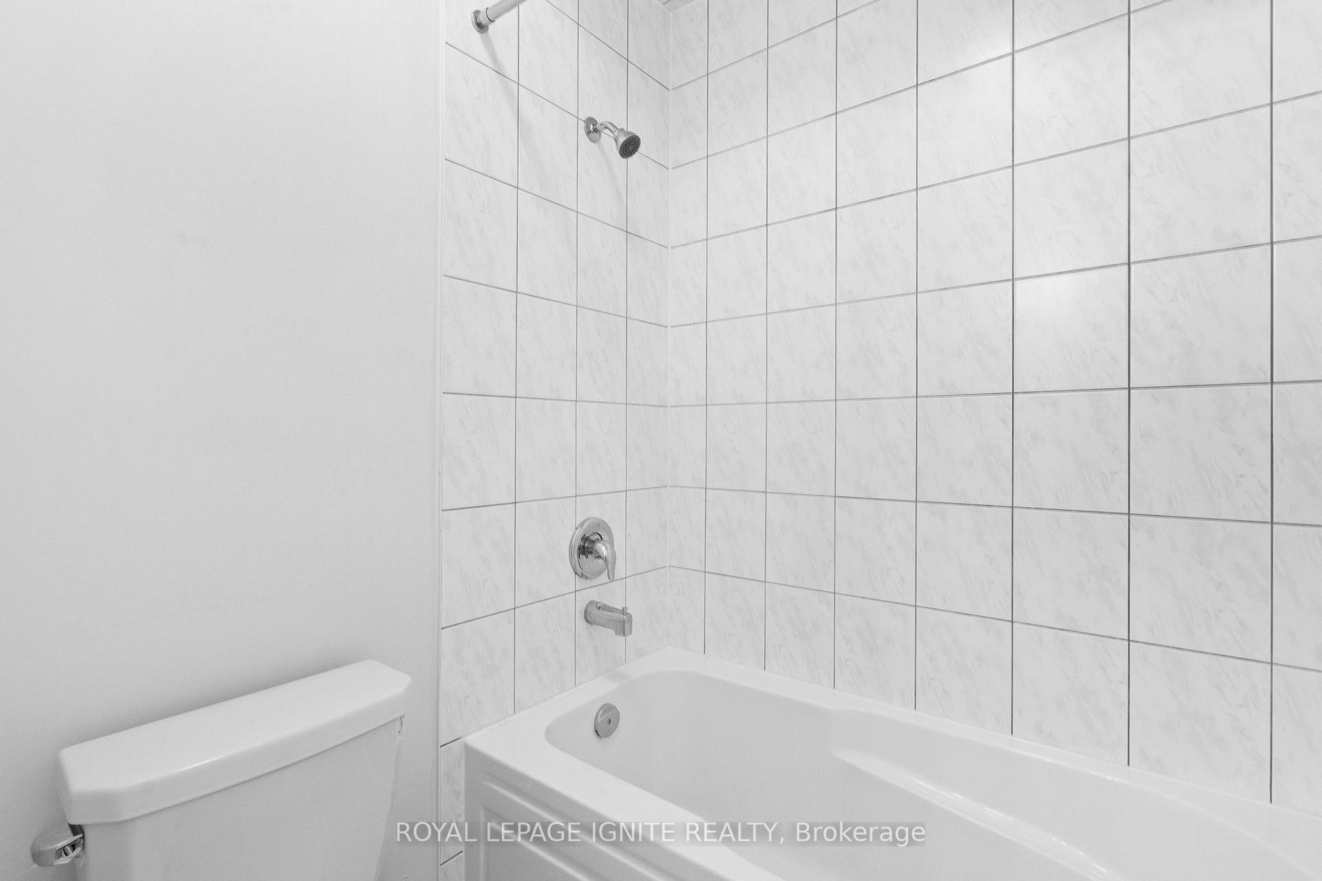 Photo 18 of 3 Mountain Heights Place, Hamilton, Waterdown — HOMEH