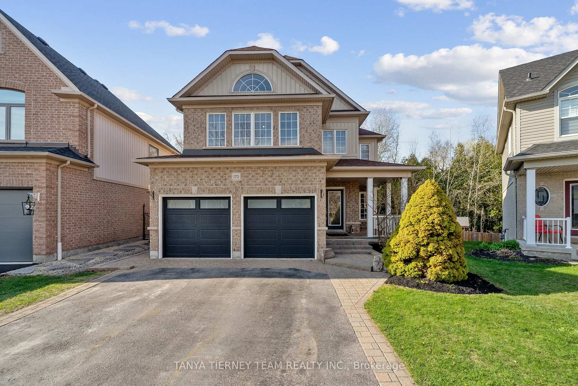 Photo 5 of 170 Sleeman Square, Clarington, Courtice — HOMEH