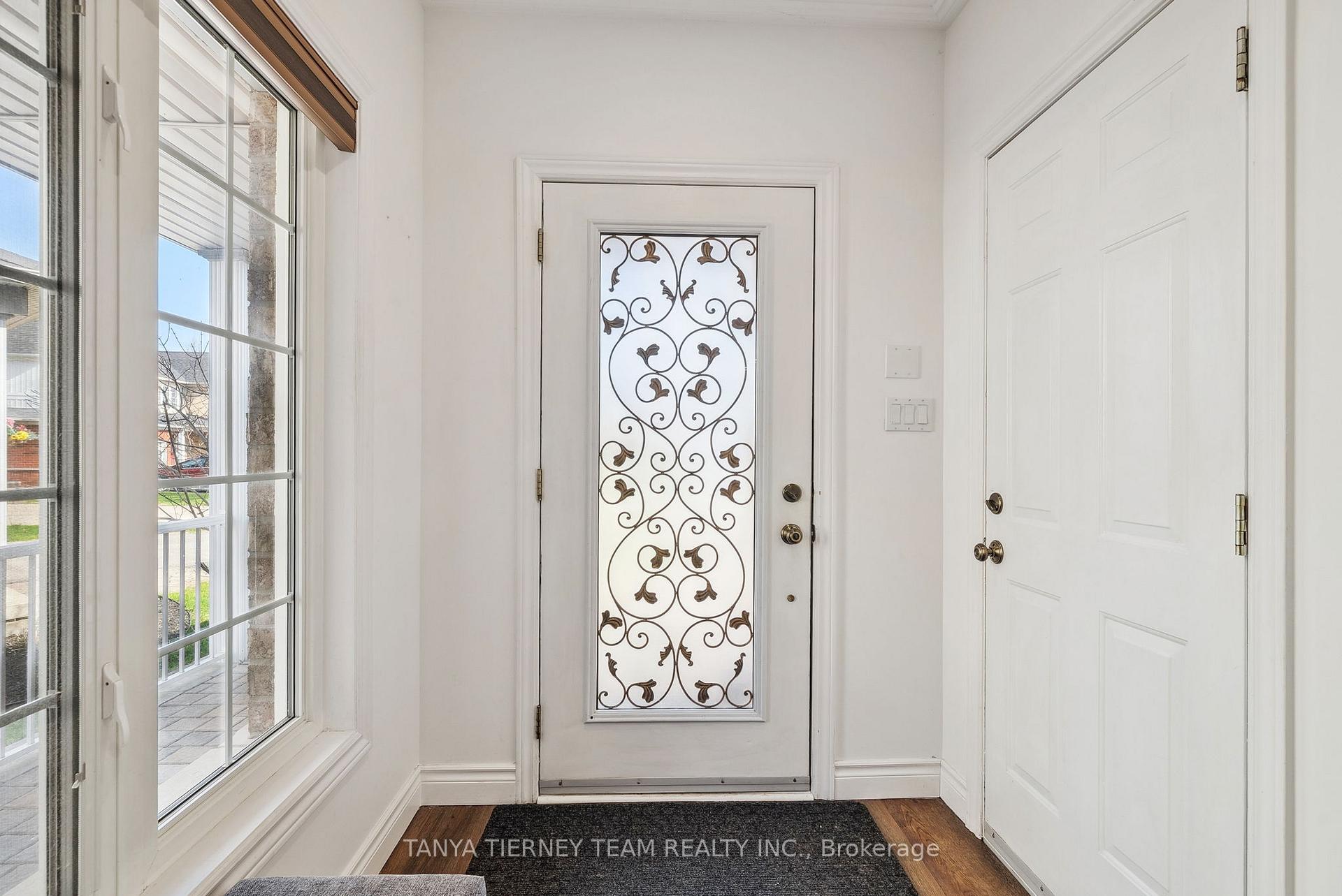Photo 7 of 170 Sleeman Square, Clarington, Courtice — HOMEH