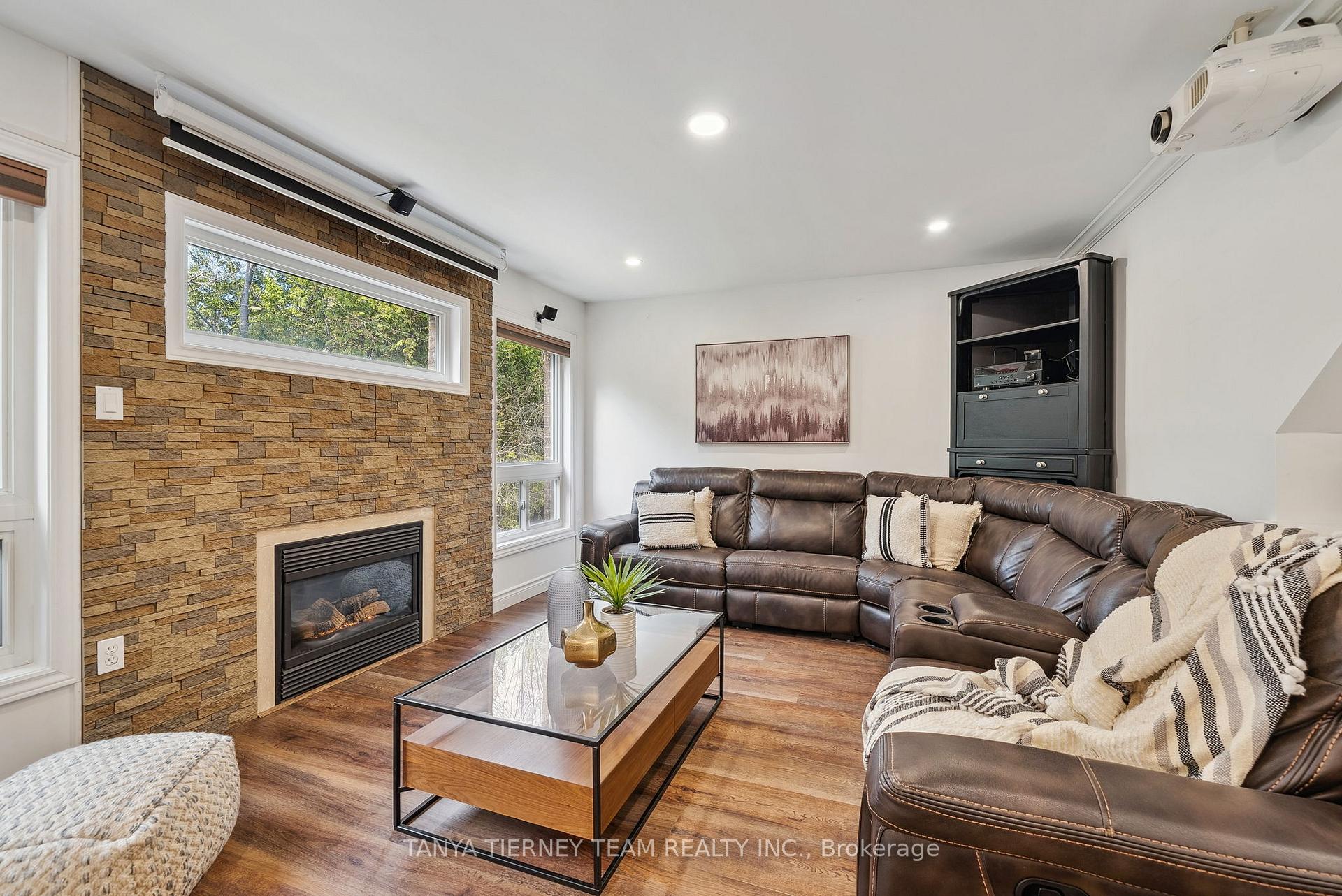 Photo 16 of 170 Sleeman Square, Clarington, Courtice — HOMEH