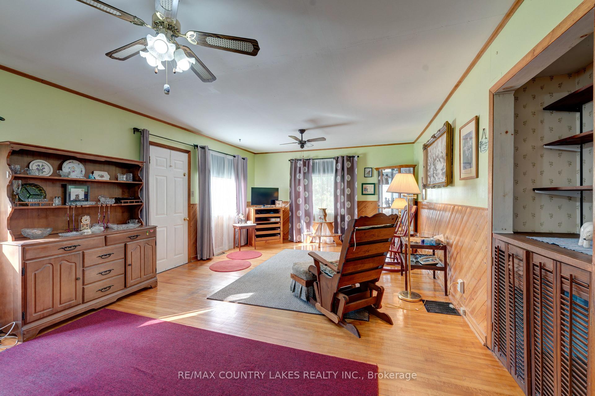 Photo 2 of 446 Main Street E, Brock, Beaverton — HOMEH