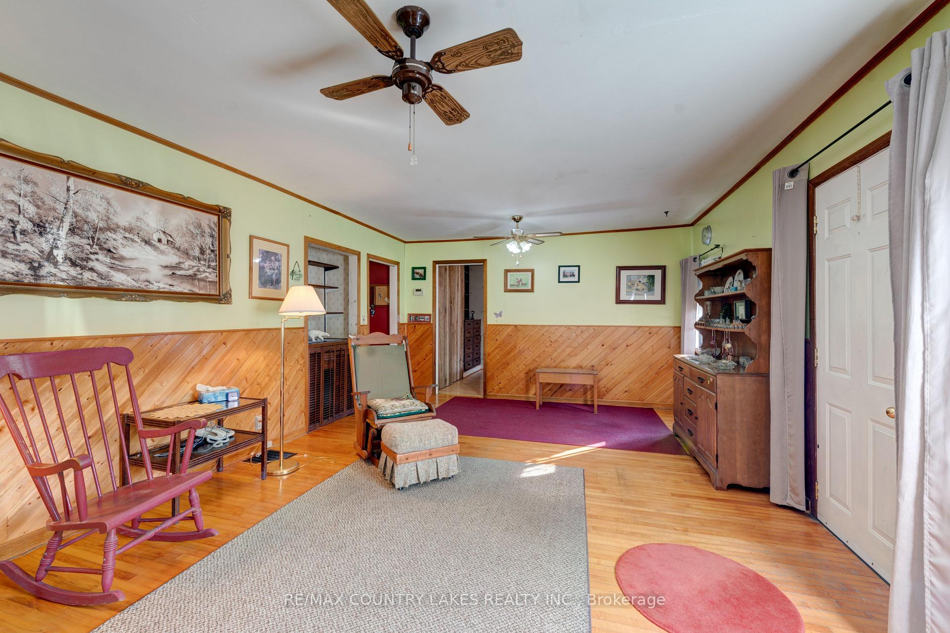 Photo 3 of 446 Main Street E, Brock, Beaverton — HOMEH