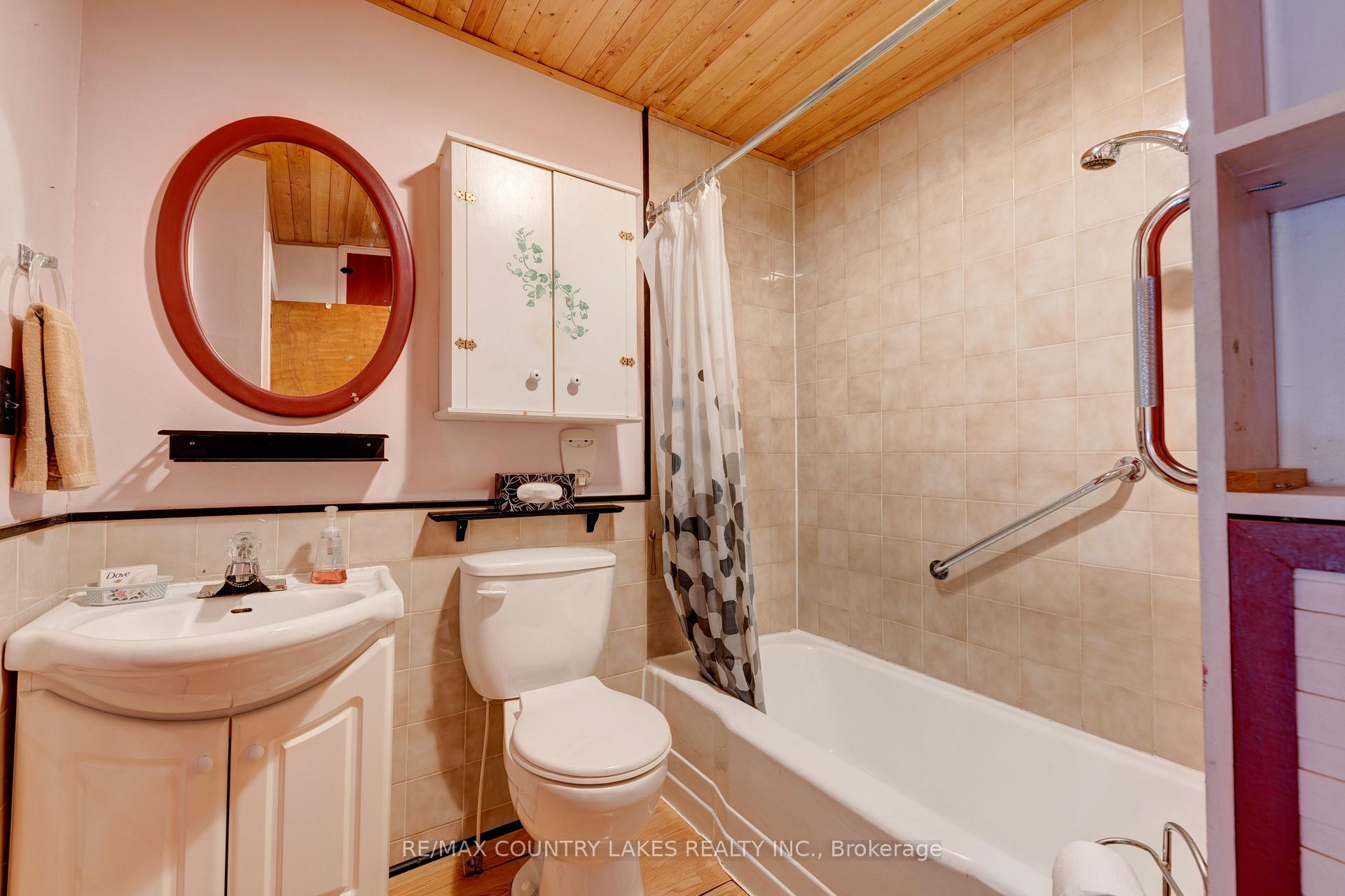 Photo 11 of 446 Main Street E, Brock, Beaverton — HOMEH