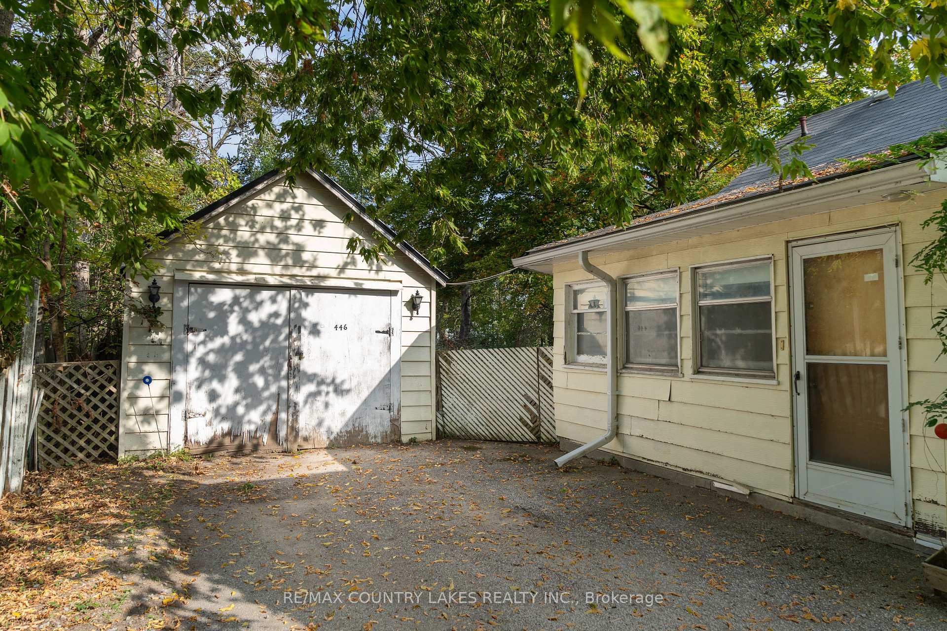 Photo 16 of 446 Main Street E, Brock, Beaverton — HOMEH