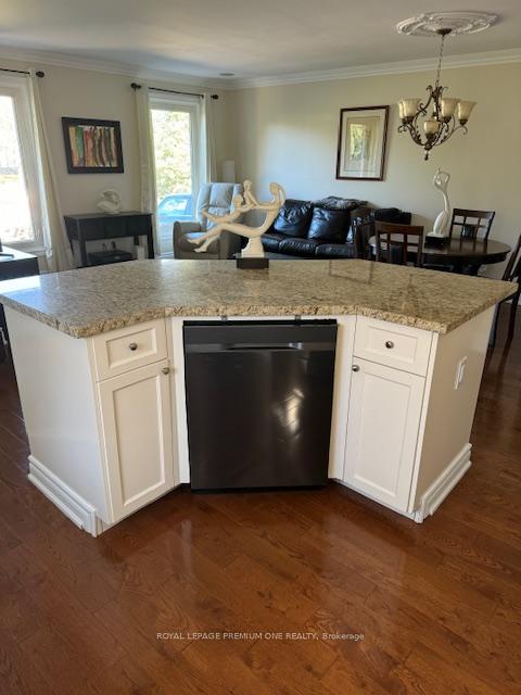 Photo 3 of 148 Ellwood Drive, Caledon, Bolton East — HOMEH